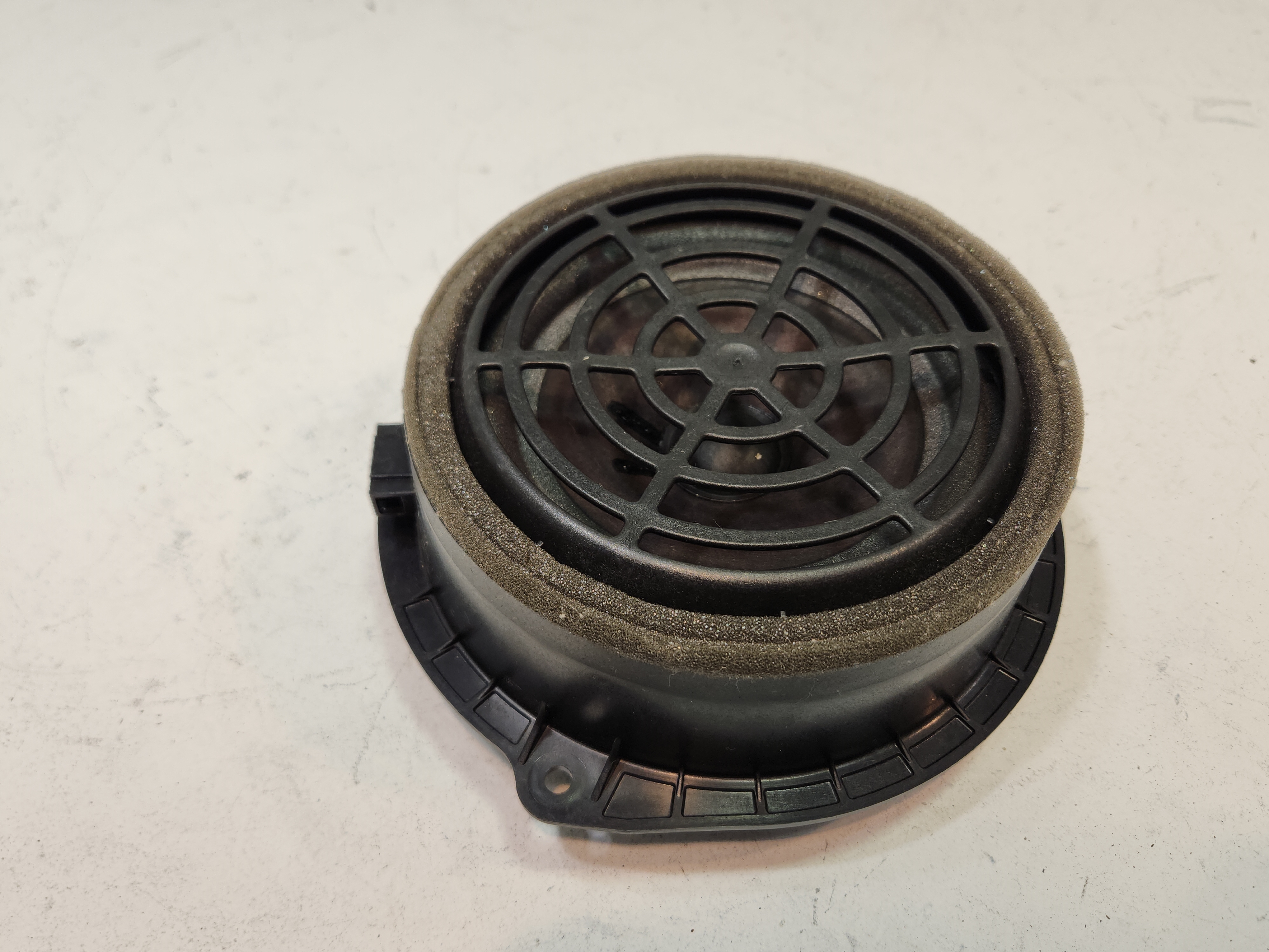 2013-2018 Audi S6 A6 Rear Door Left or Right Side BOSE Audio Speaker OEM 2013-2018 Audi S6 A6 Rear Door Left or Right Side BOSE Audio Speaker OEM
