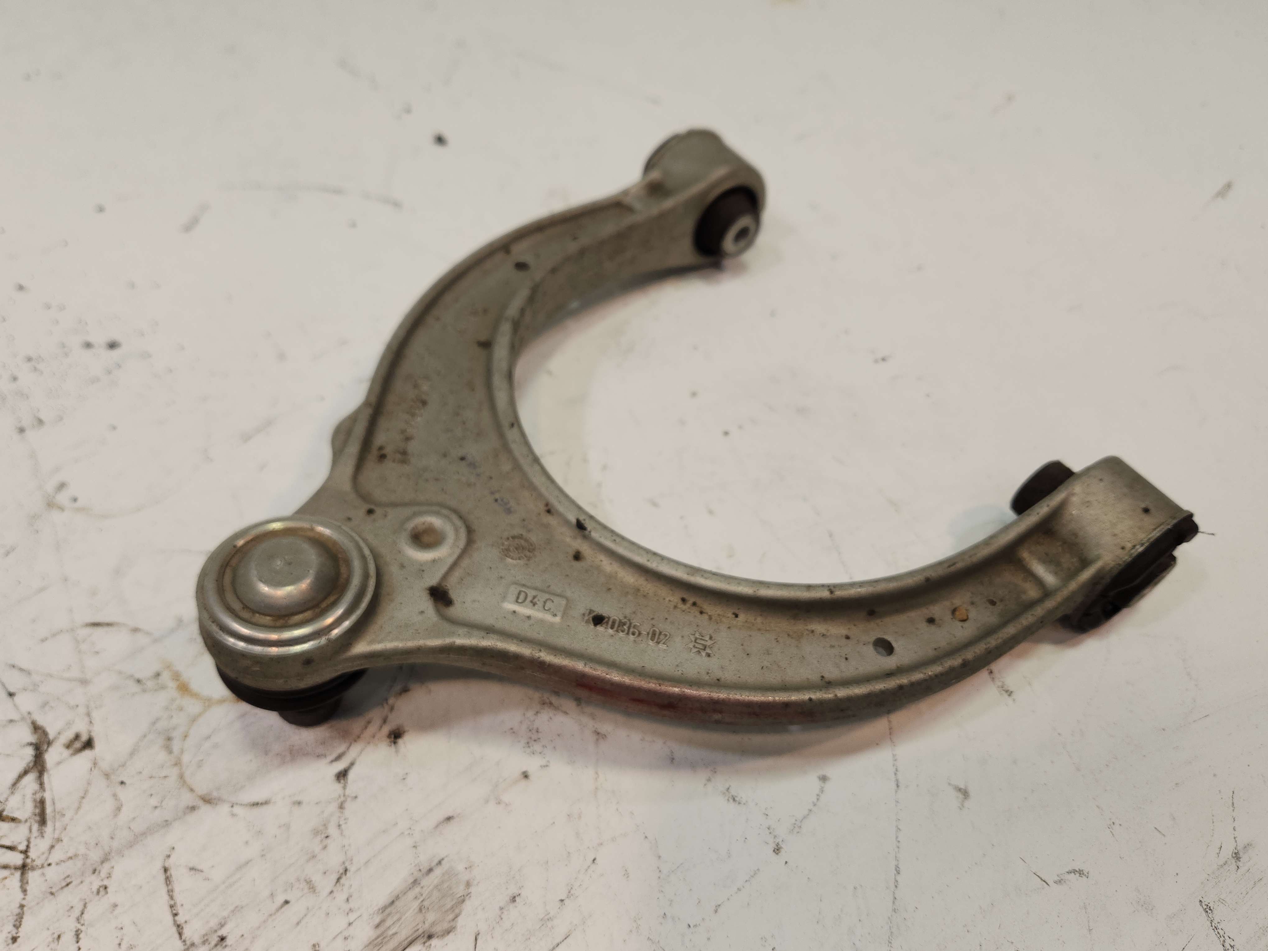 2018-2023 BMW 530e xDrive FRONT RIGHT PASSENGER SIDE UPPER CONTROL ARM OEM