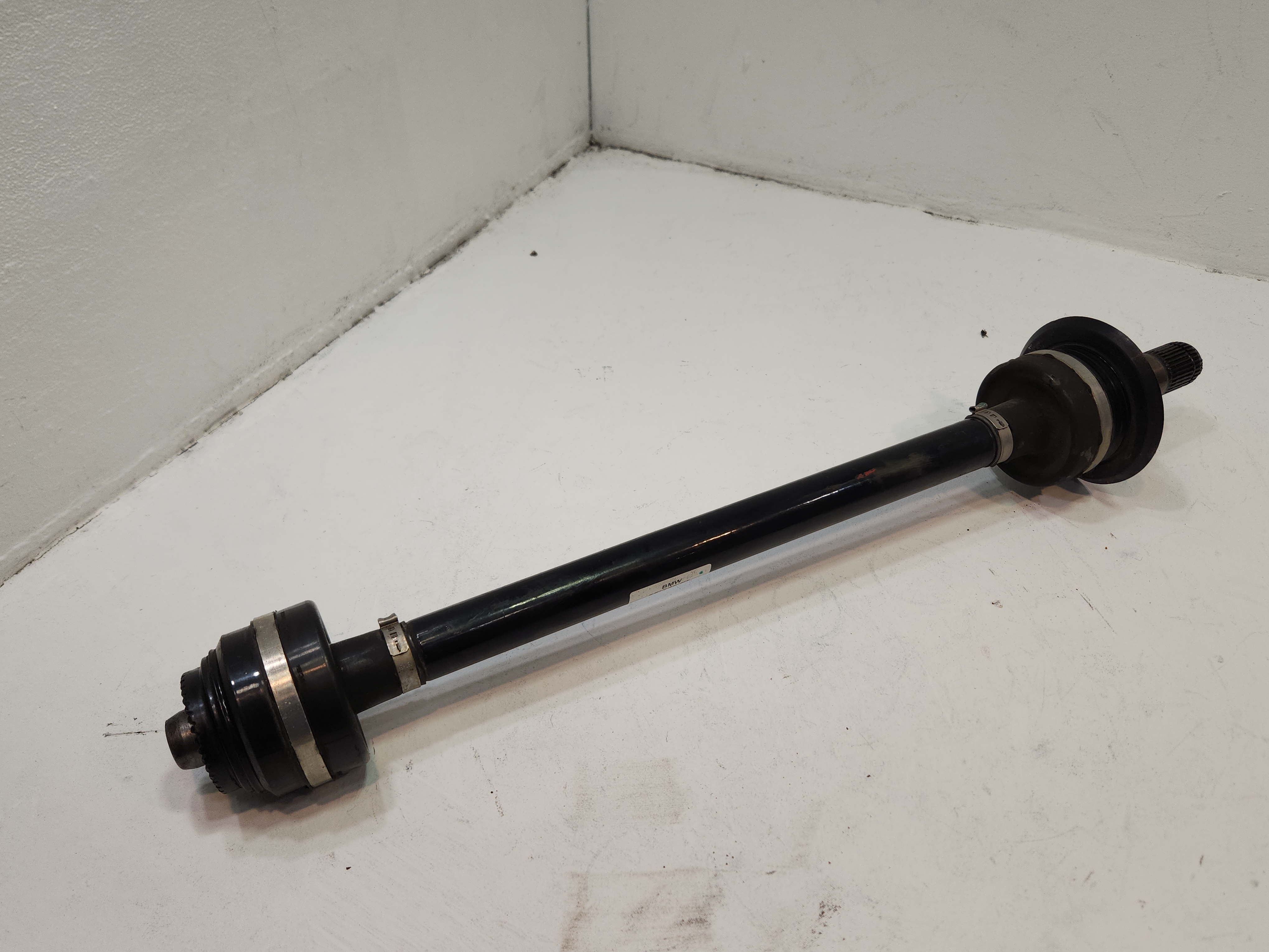 2018-2020 BMW 530e xDRIVE REAR LEFT DRIVER SIDE CV AXLE SHAFT