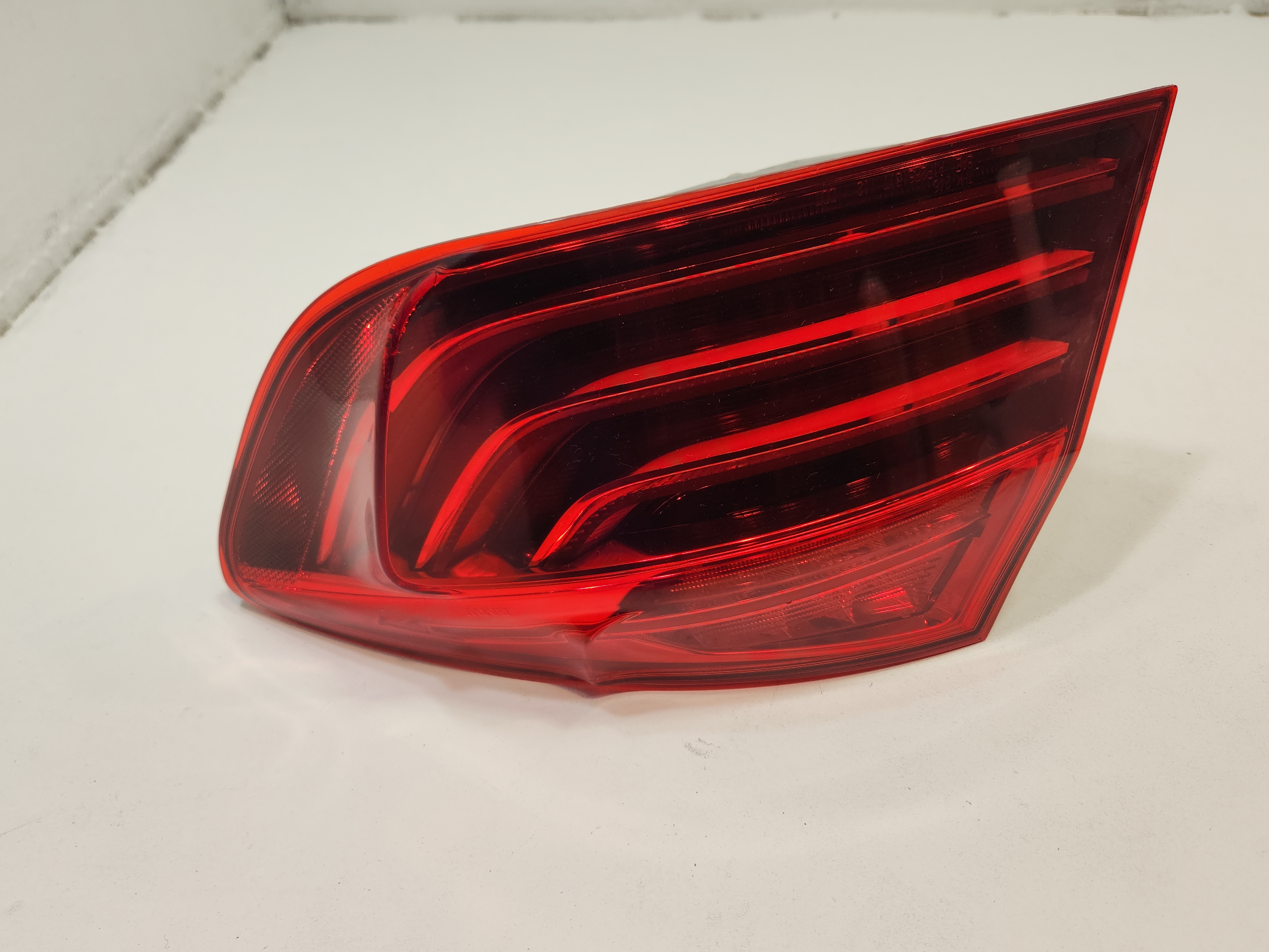 2014-2016 BMW 550Xi F10 REAR PASSENGER SIDE OUTER LIGHT TAILLIGHT LAMP OEM