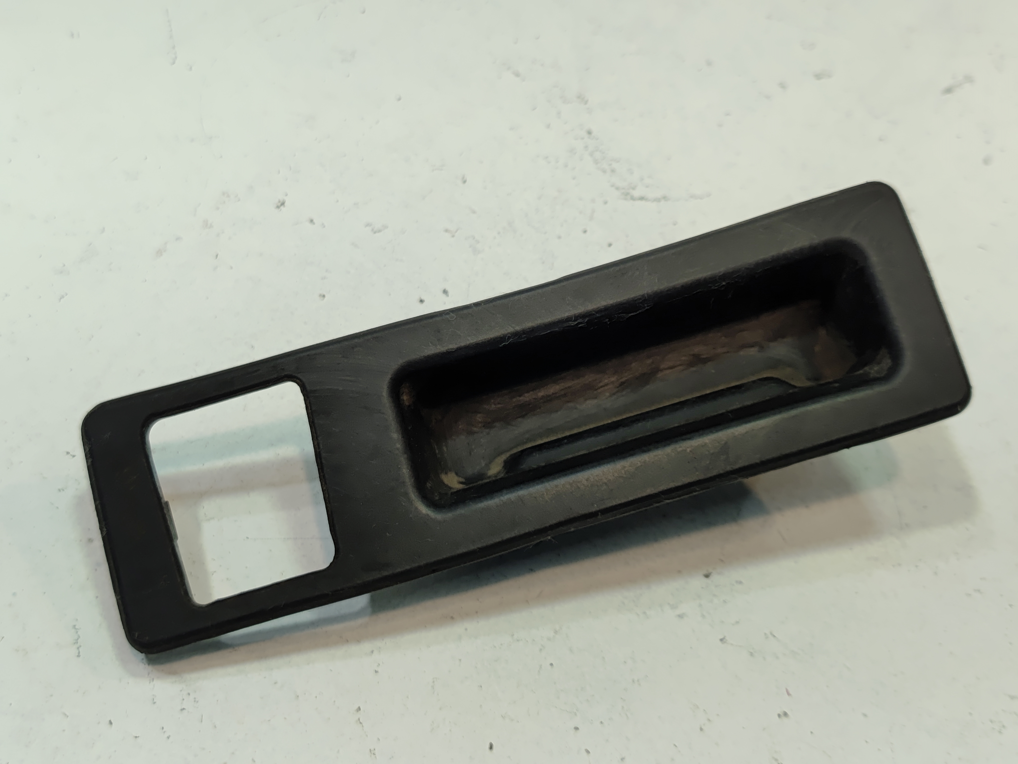 2011-2016 BMW 550i xDrive F10 Trunk Deck Lid Release Open Handle Switch OEM