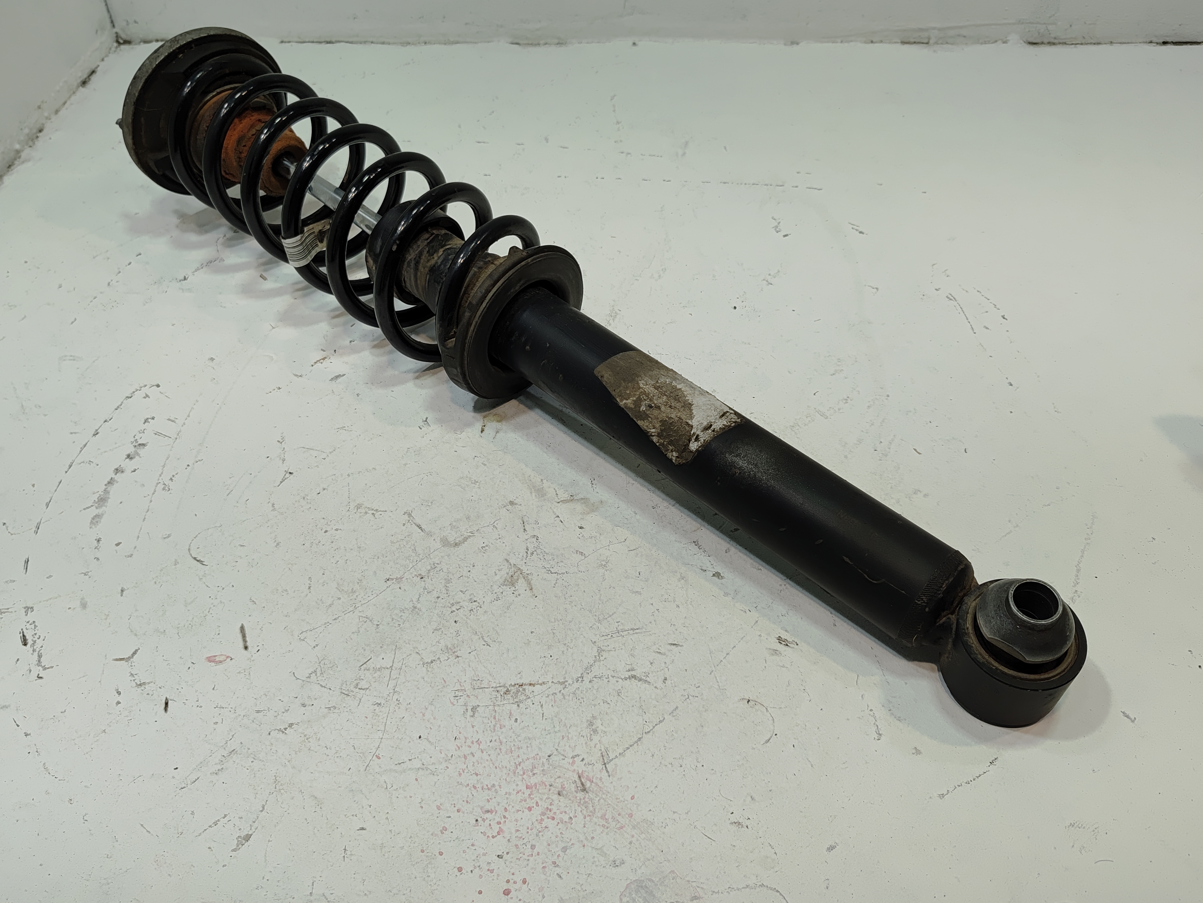 2014-2016 BMW 550i REAR RIGHT PASSENGER SIDE SHOCK STRUT ABSORBER OEM