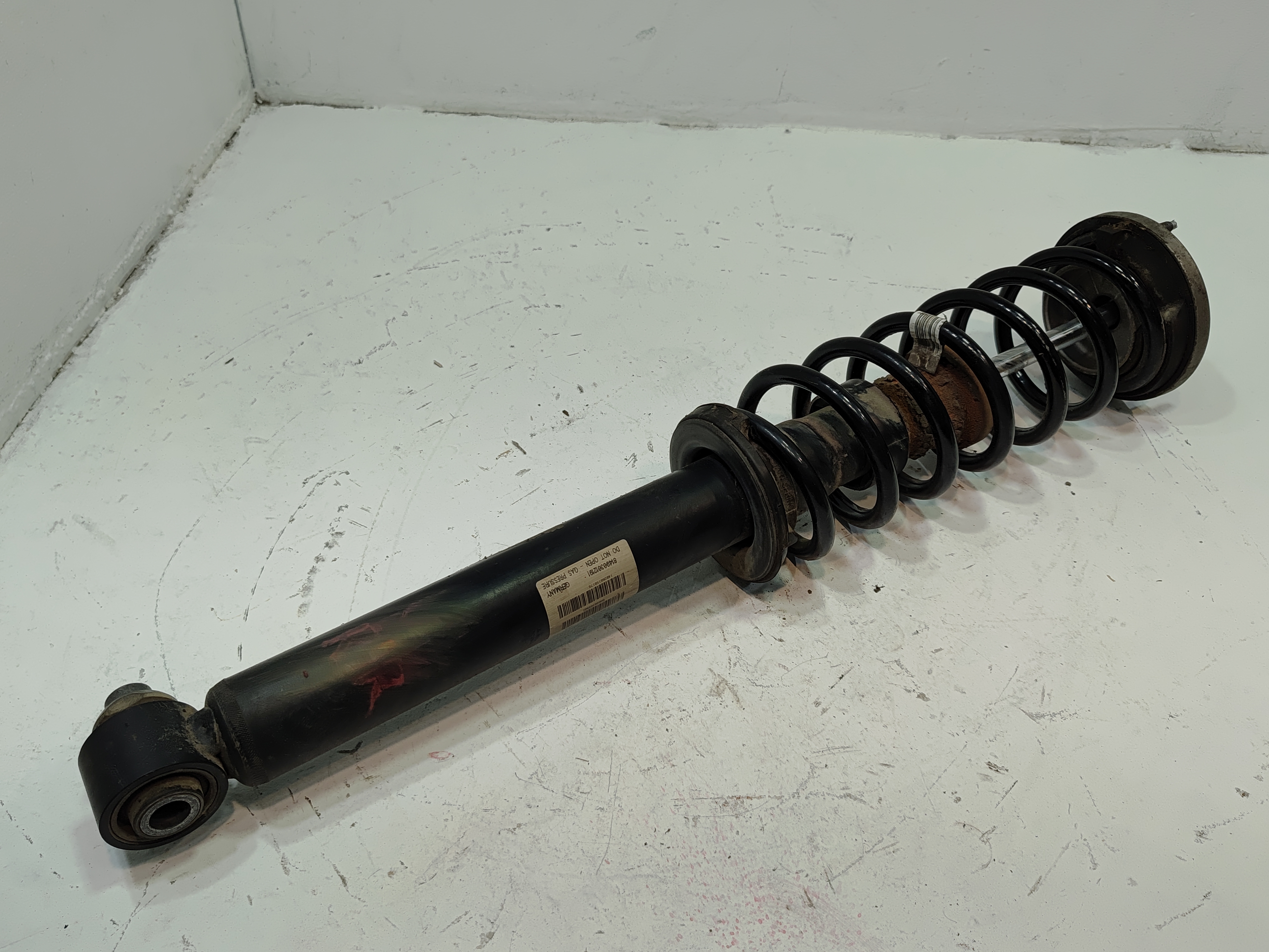 2014-2016 BMW 550i REAR RIGHT PASSENGER SIDE SHOCK STRUT ABSORBER OEM