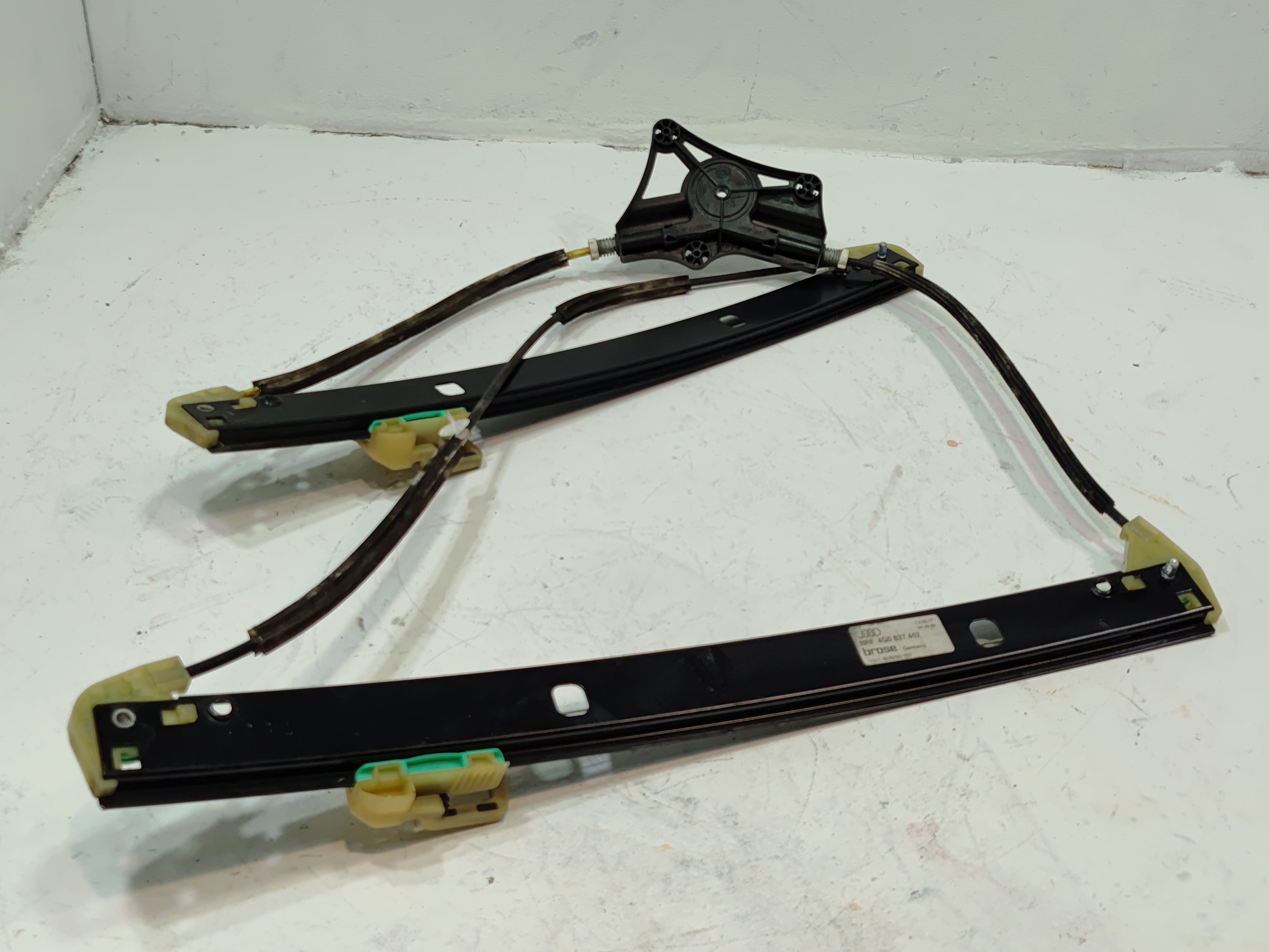 2012 - 2018 AUDI A6 FRONT RIGHT PASSENGER SIDE DOOR WINDOW REGULATOR OEM