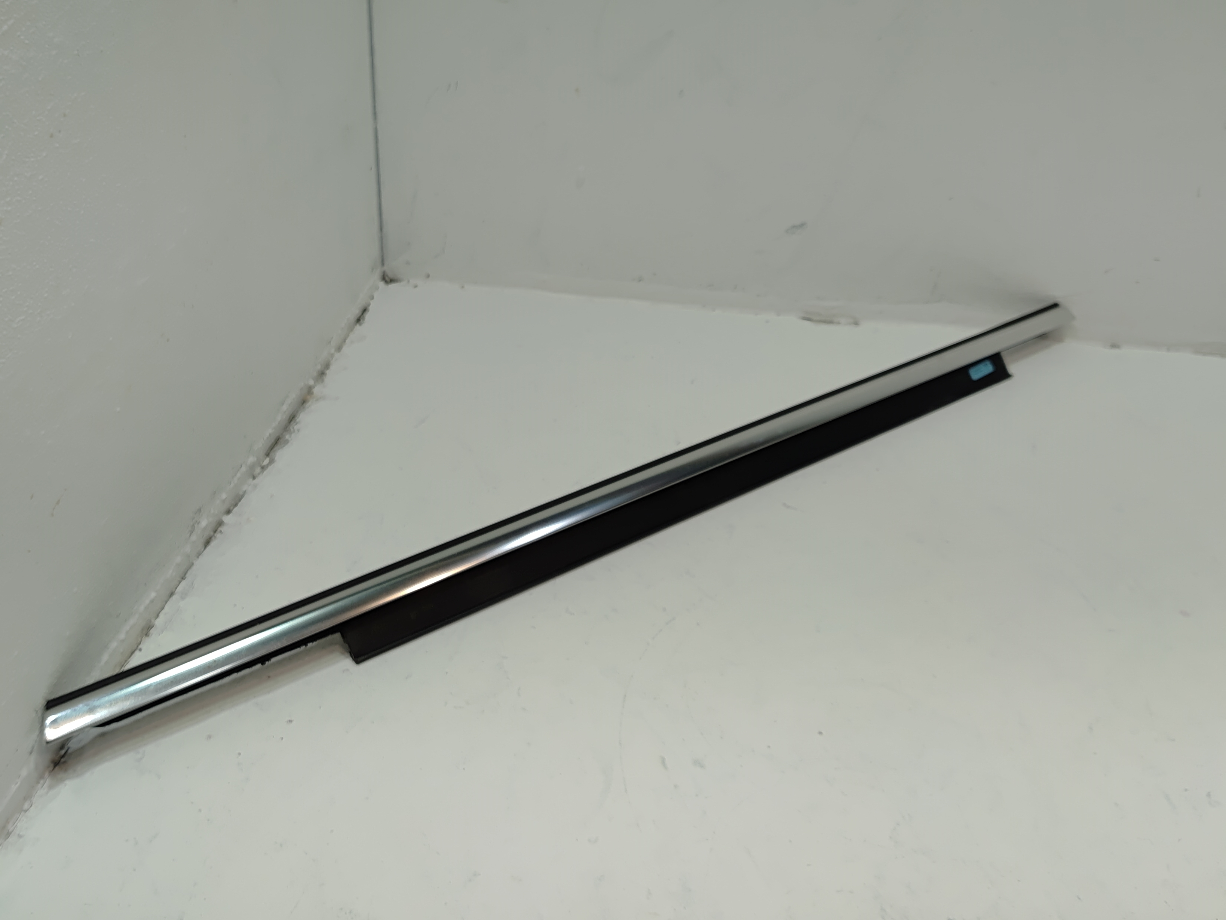 2012 - 2018 AUDI A6 REAR RIGHT PASSENGER SIDE DOOR WINDOW BELT MOLDING OEM