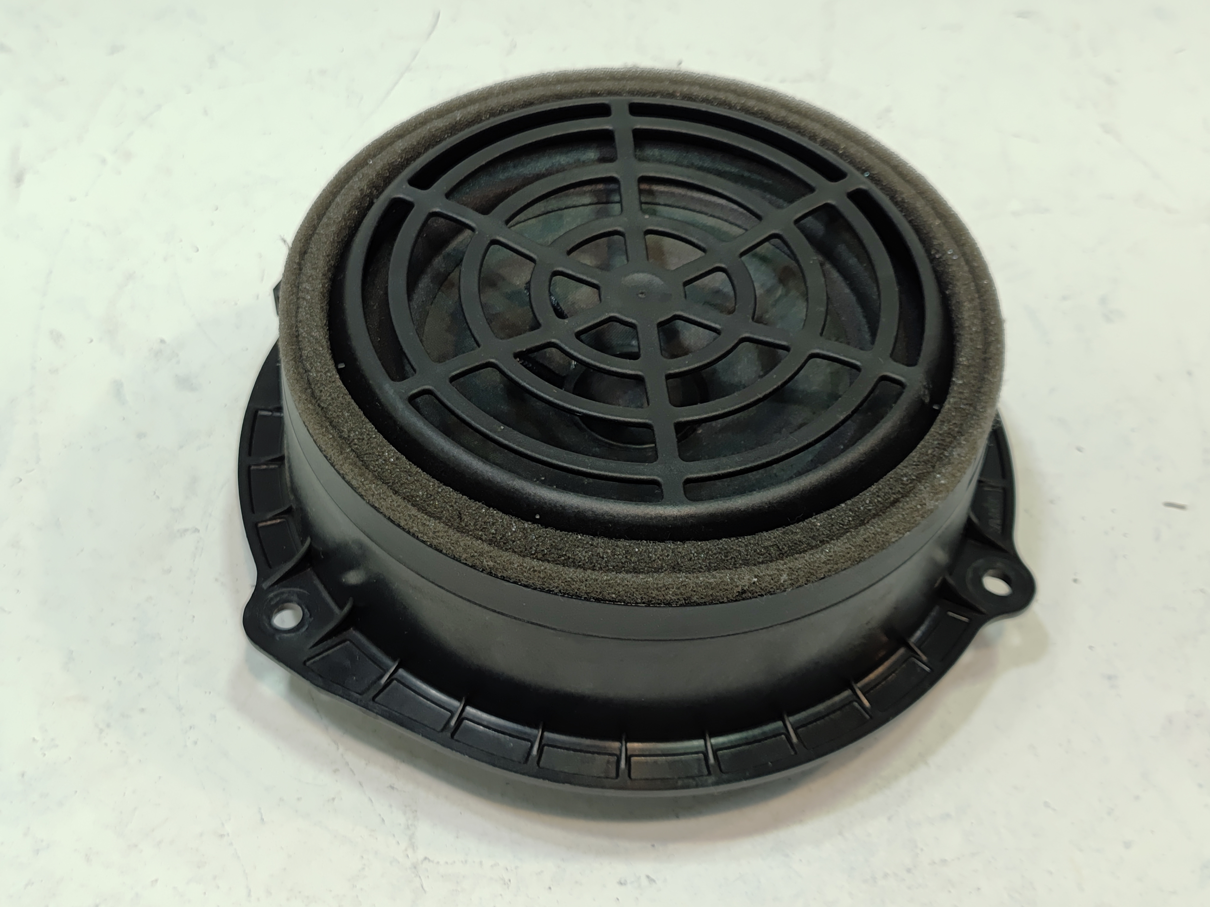 2012-2018 Audi A6 Rear Door Left or Right Side BOSE Audio Speaker OEM