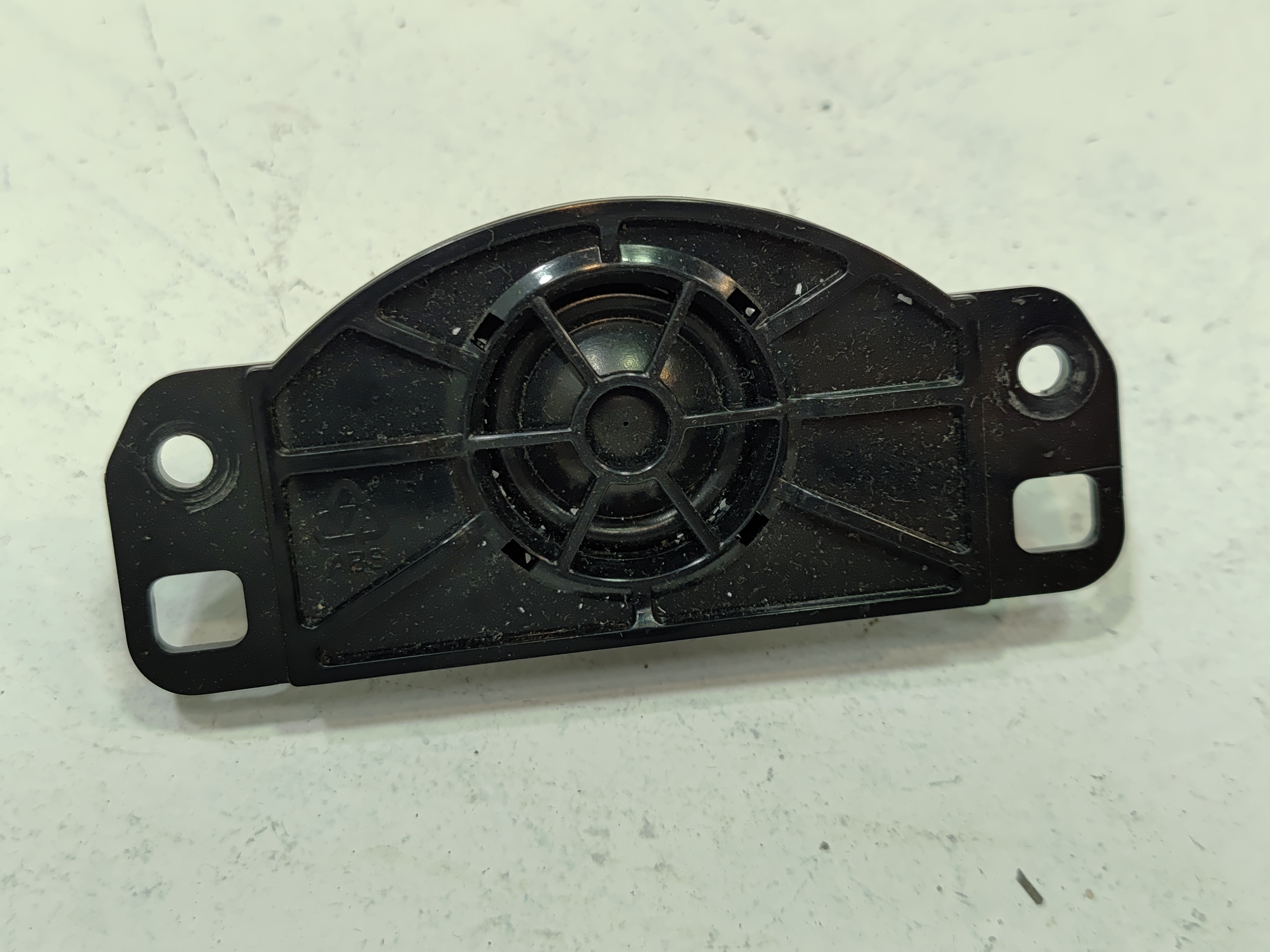 2012-2018 AUDI A6 S6 RIGHT OR LEFT OUTER PILLAR TWEETER SPEAKER BOSE OEM