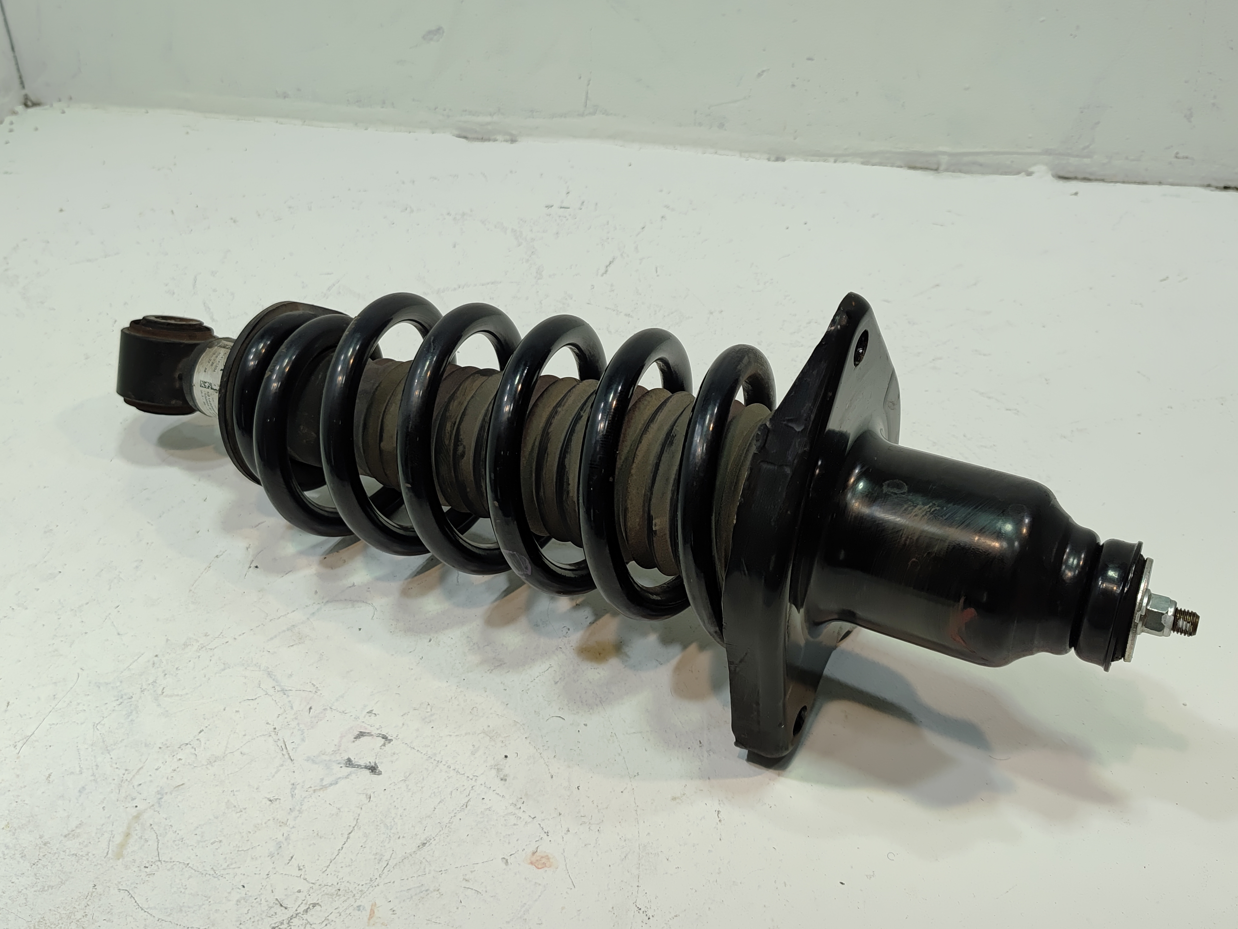 2016-22 HONDA PILOT REAR DRIVER SIDE SHOCK STRUT ABSORBER & COIL SPRING OEM