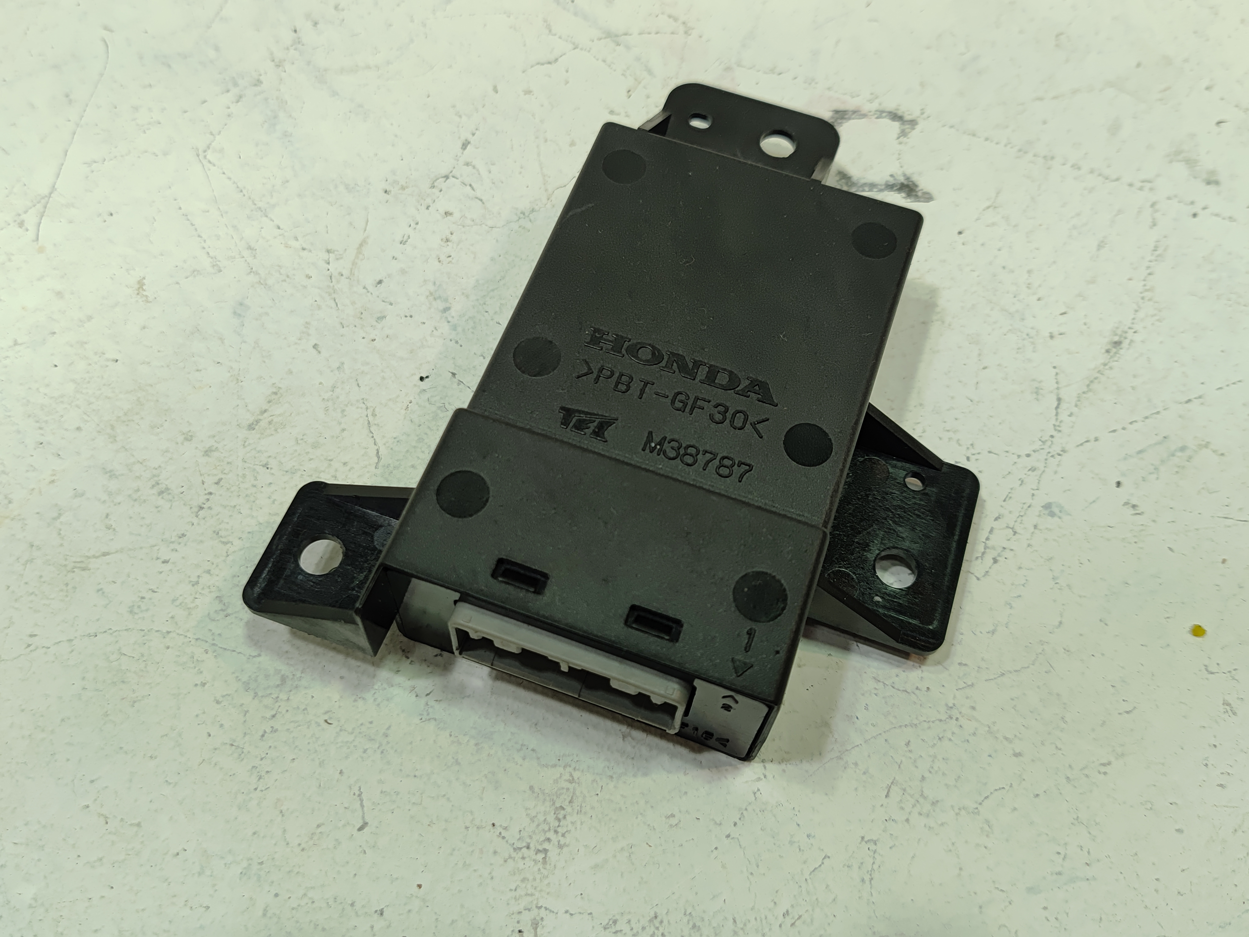 2016-2022 HONDA PILOT FRONT DRIVER SIDE DOOR OUTER MIRROR CONTROL MODULE OEM