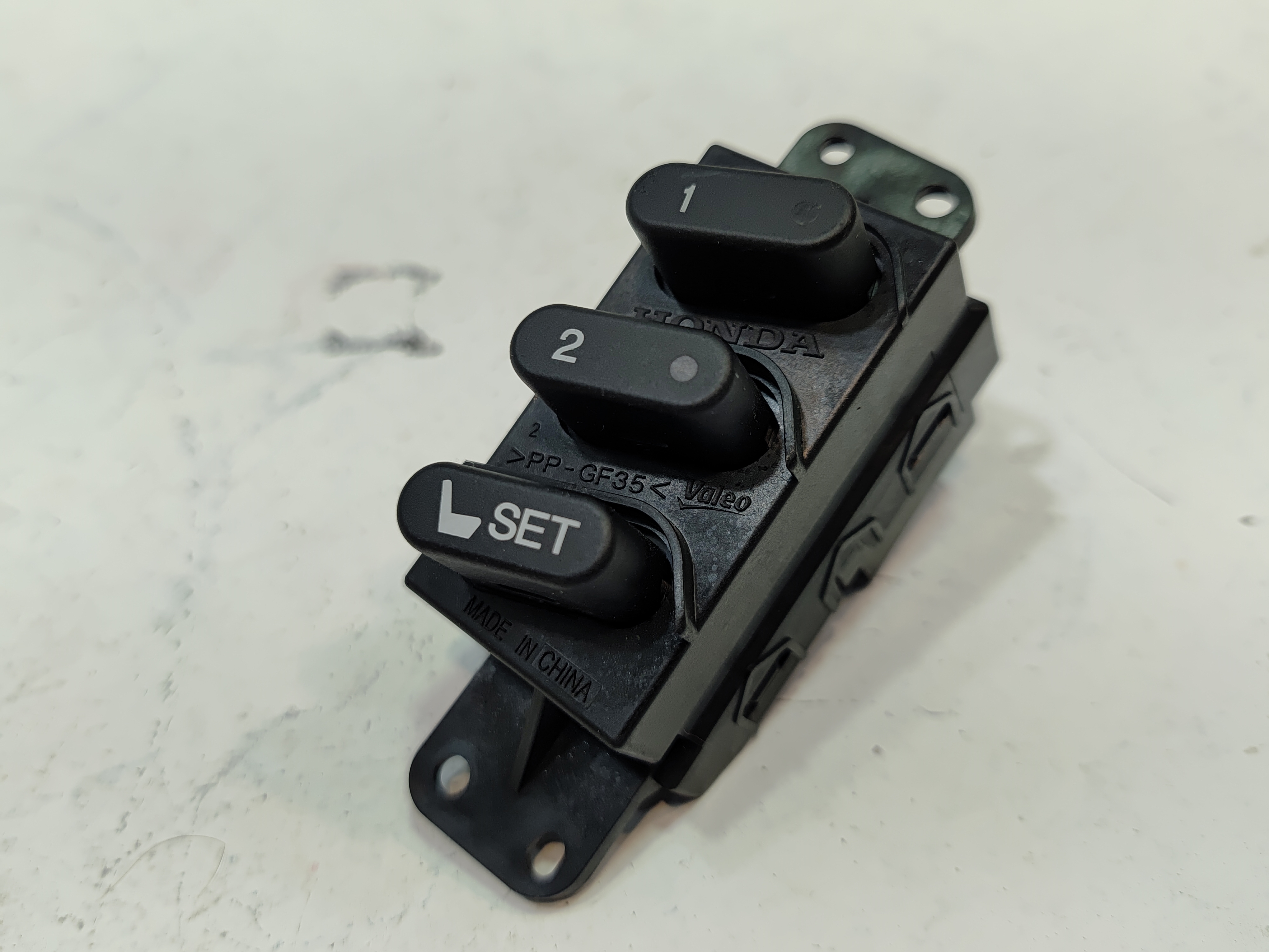 2016-2022 HONDA PILOT FRONT LEFT DRIVER SIDE SEAT MEMORY SWITCH OEM