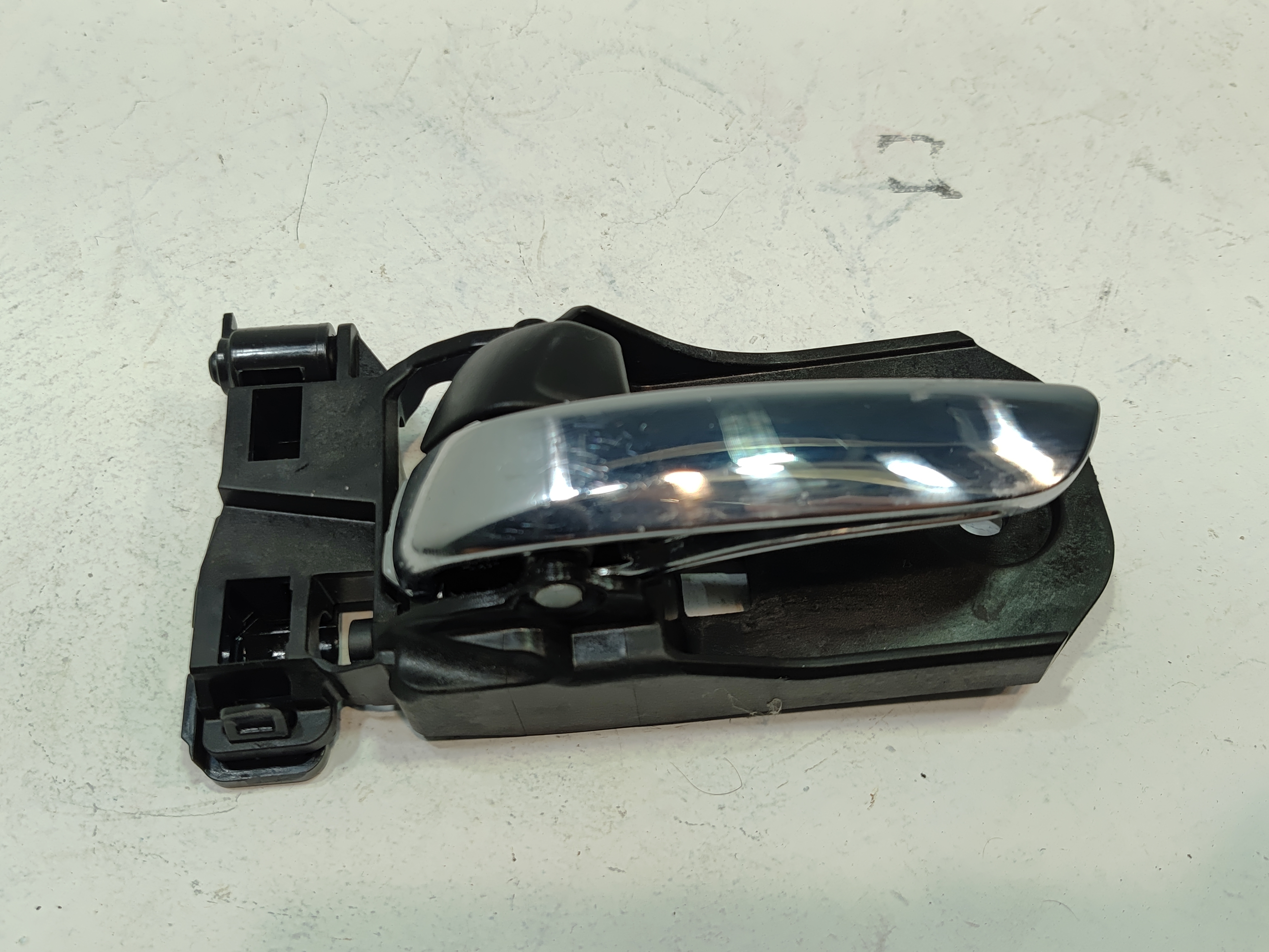 2016-2022 HONDA PILOT FRONT OR REAR DRIVER SIDE INTERIOR DOOR INNER HANDLE OEM