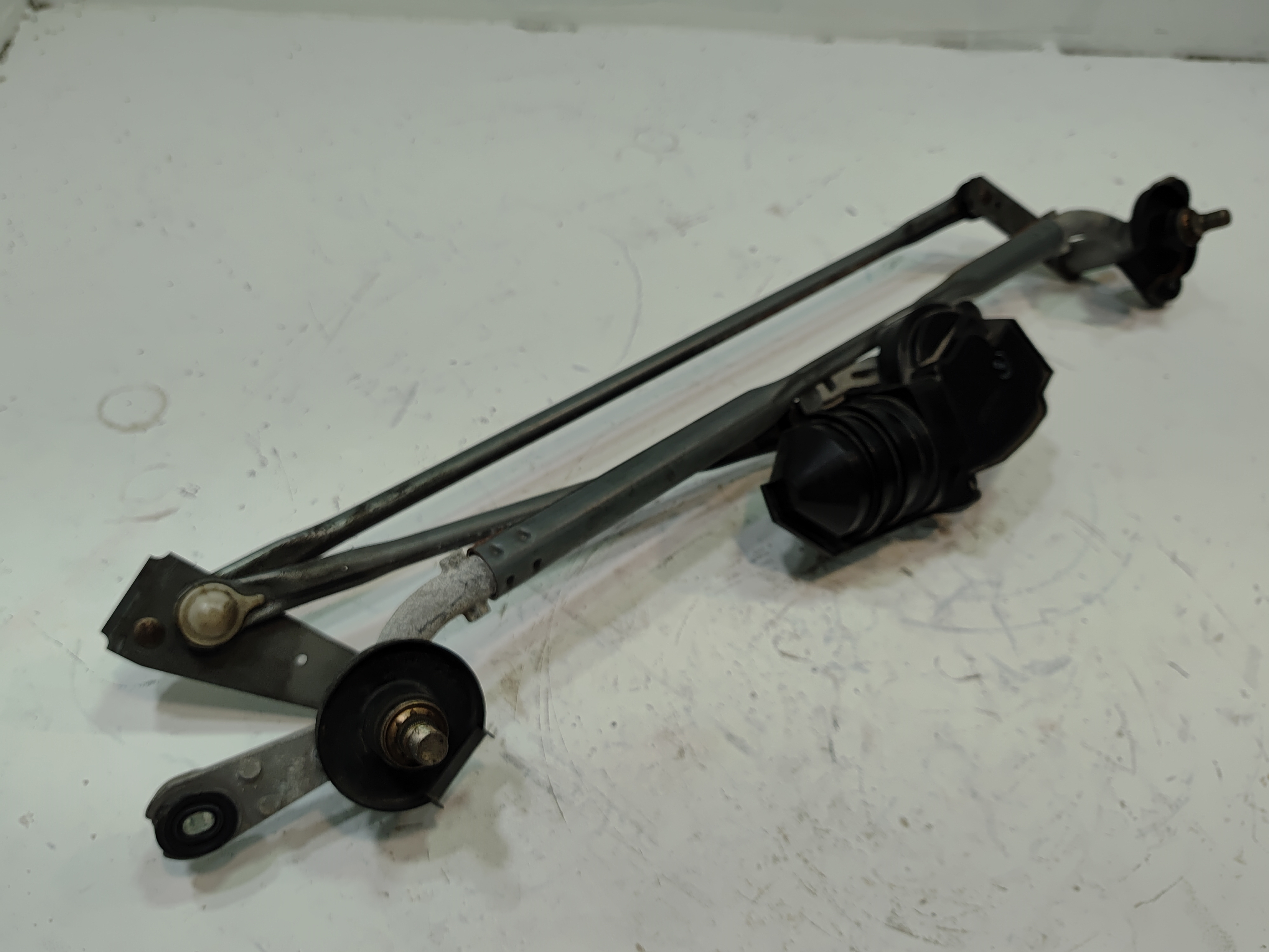 2016-2022 HONDA PILOT WINDSHIELD WIPER TRANSMISSION LINKAGE & MOTOR OEM