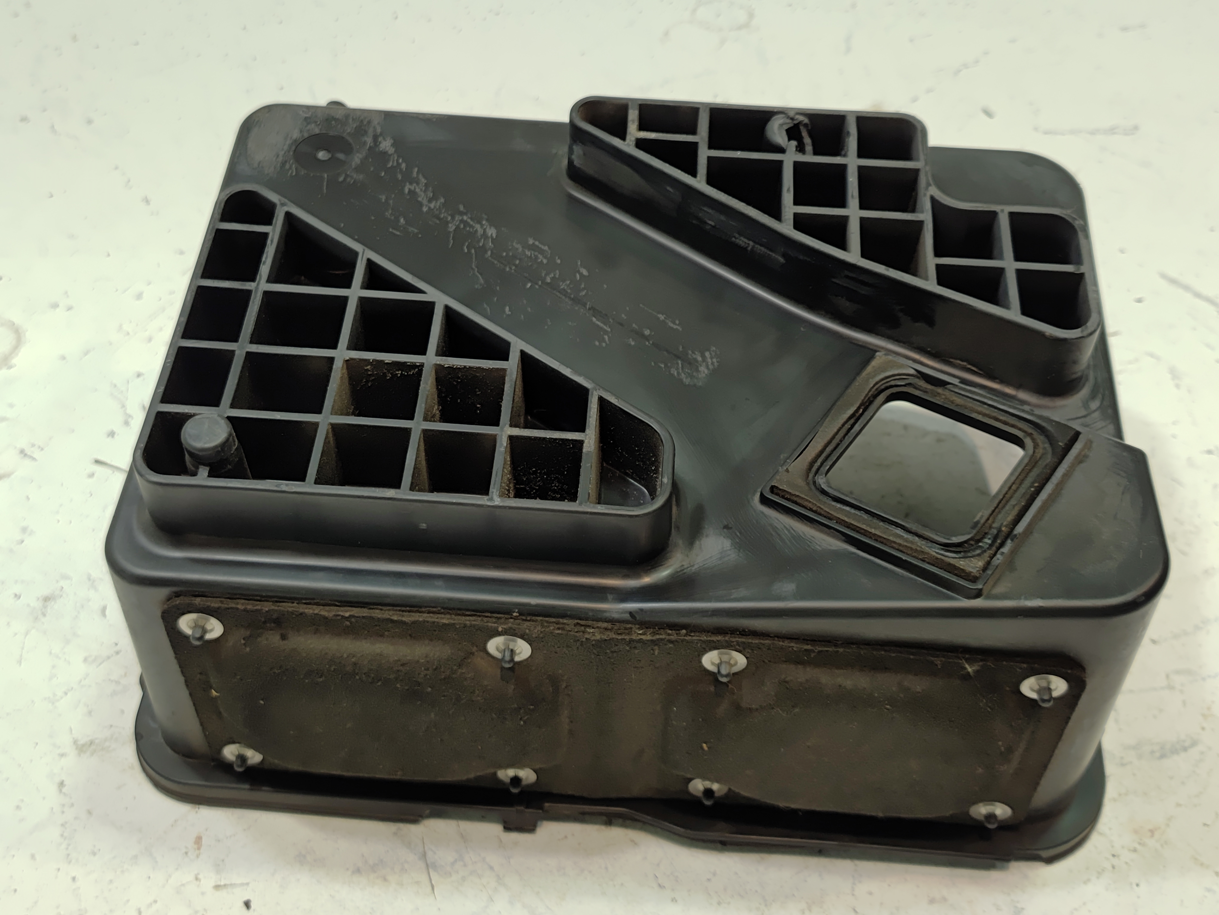 2019-2022 HONDA PILOT BATTERY TRAY BASE BOX LOWER HOLDER BRACKET COVER OEM