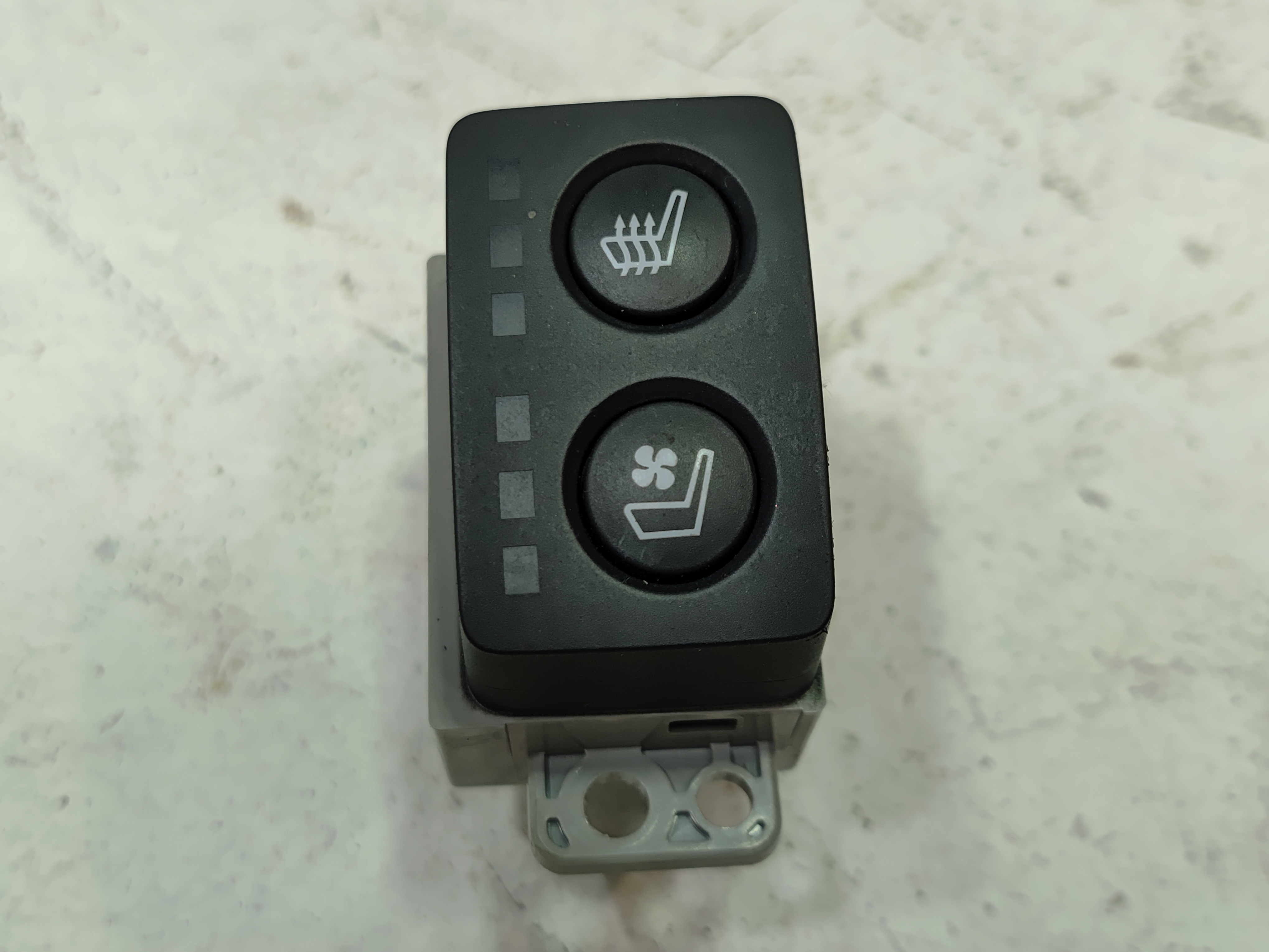2019 - 2022 HONDA PILOT DASH LEFT DRIVER SIDE SEAT HEAT HEATER SWITCH OEM