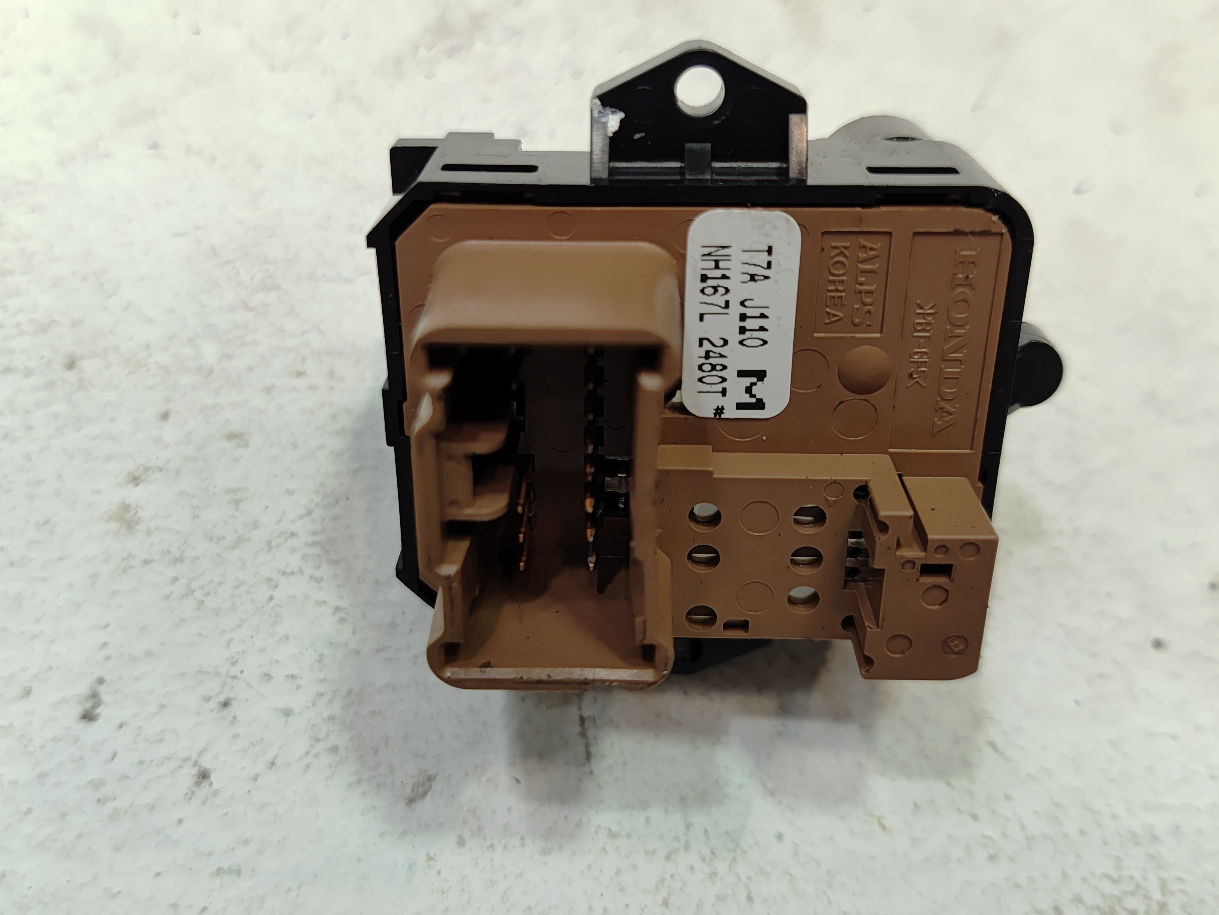 2016-2022 HONDA PILOT DASH LEFT DRIVER SIDE DOOR OUTER MIRROR SWITCH OEM