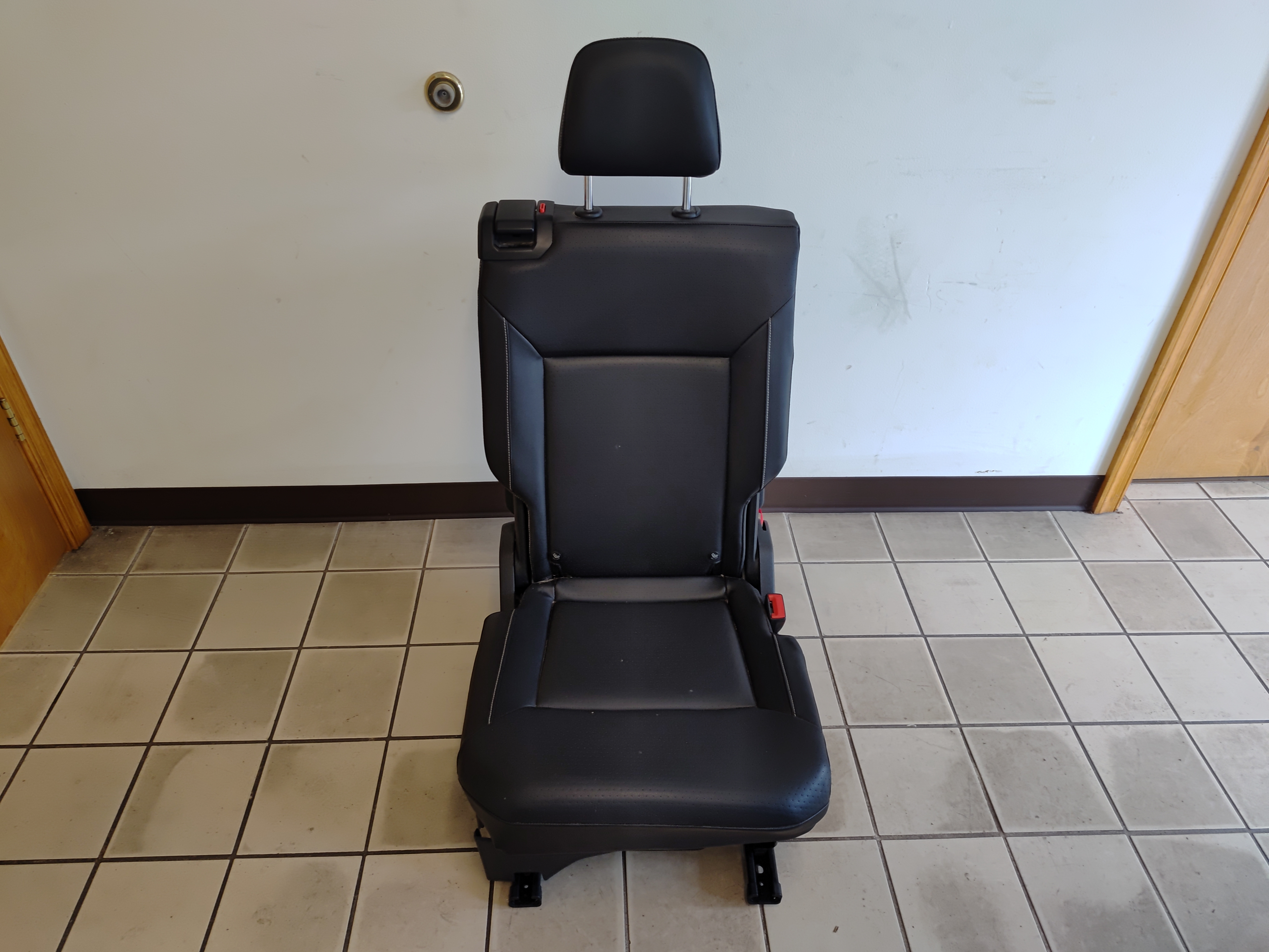 2021 VOLKSWAGEN ATLAS REAR 2ND ROW PASSENGER SIDE SEAT CUSHION BLACK OEM