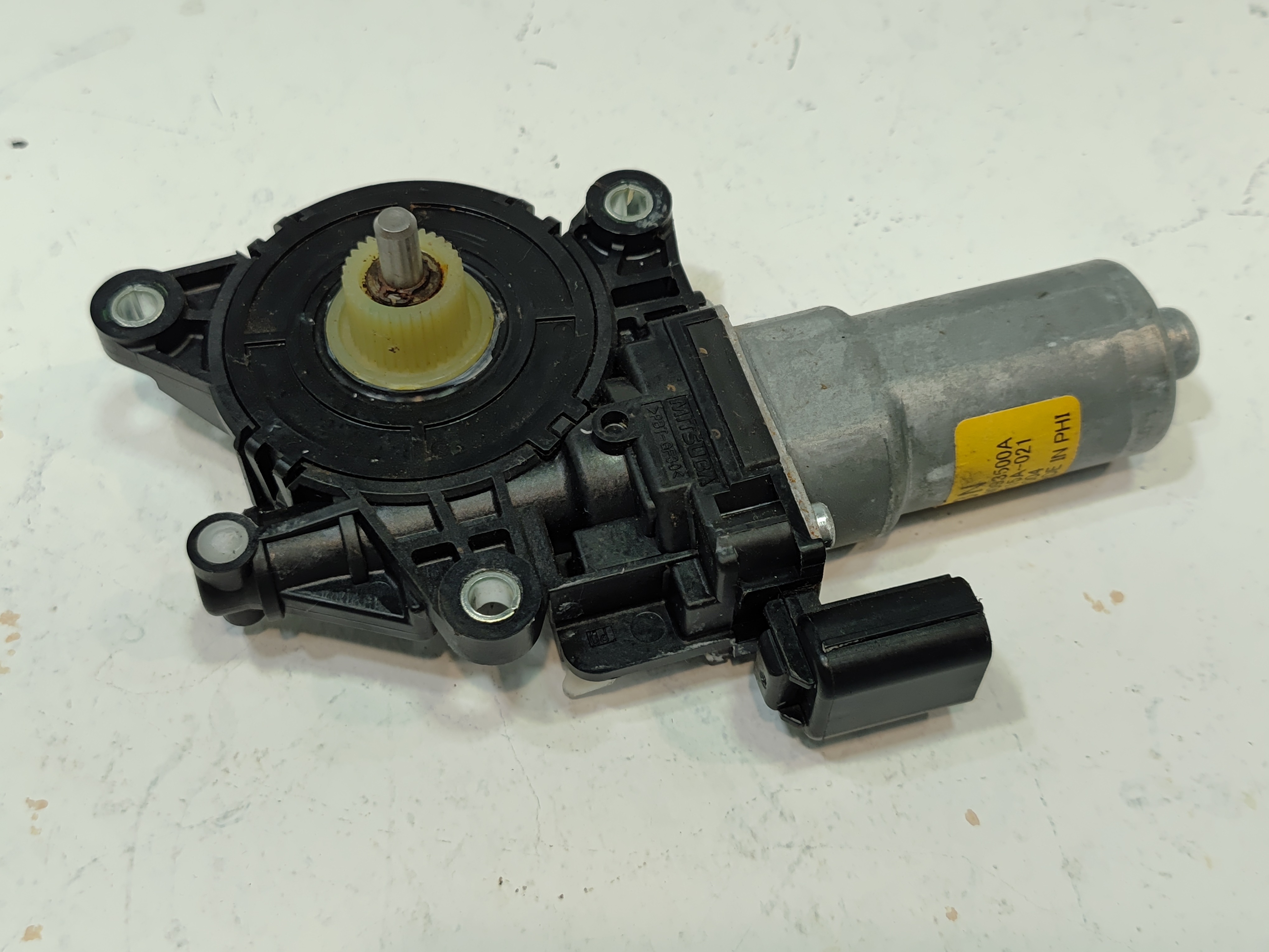 2015-2020 ACURA TLX REAR LEFT DRIVER SIDE DOOR WINDOW REGULATOR MOTOR OEM