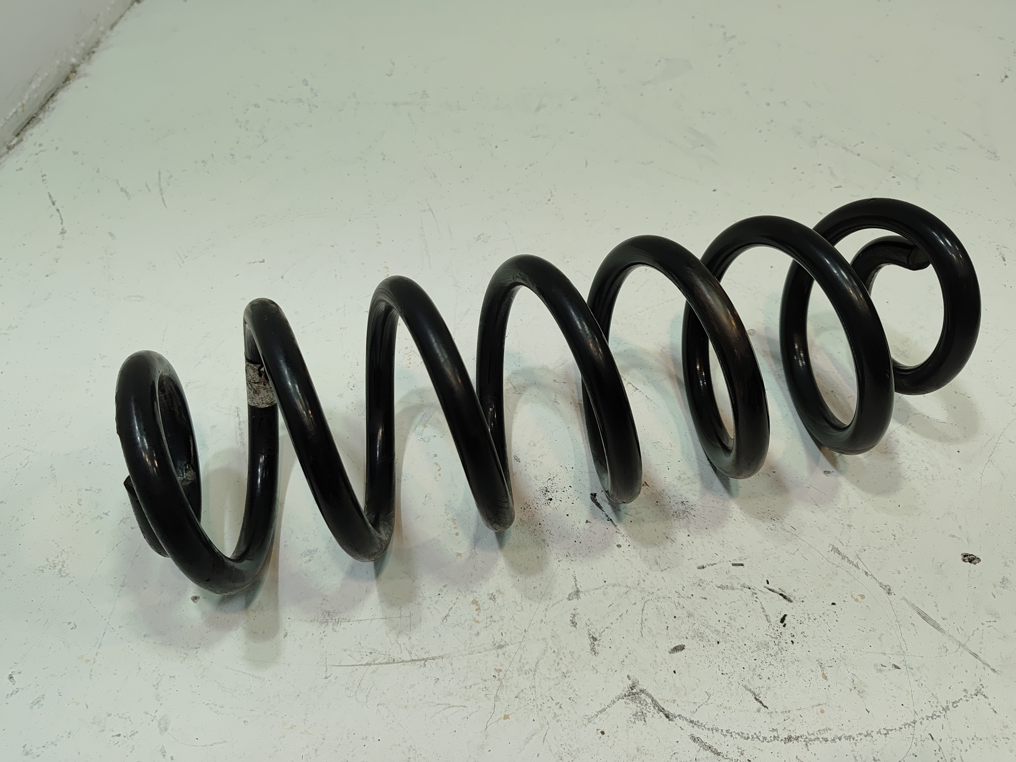 2018-2025 Volkswagen Atlas FWD Rear Left or Right Side Coil Spring OEM