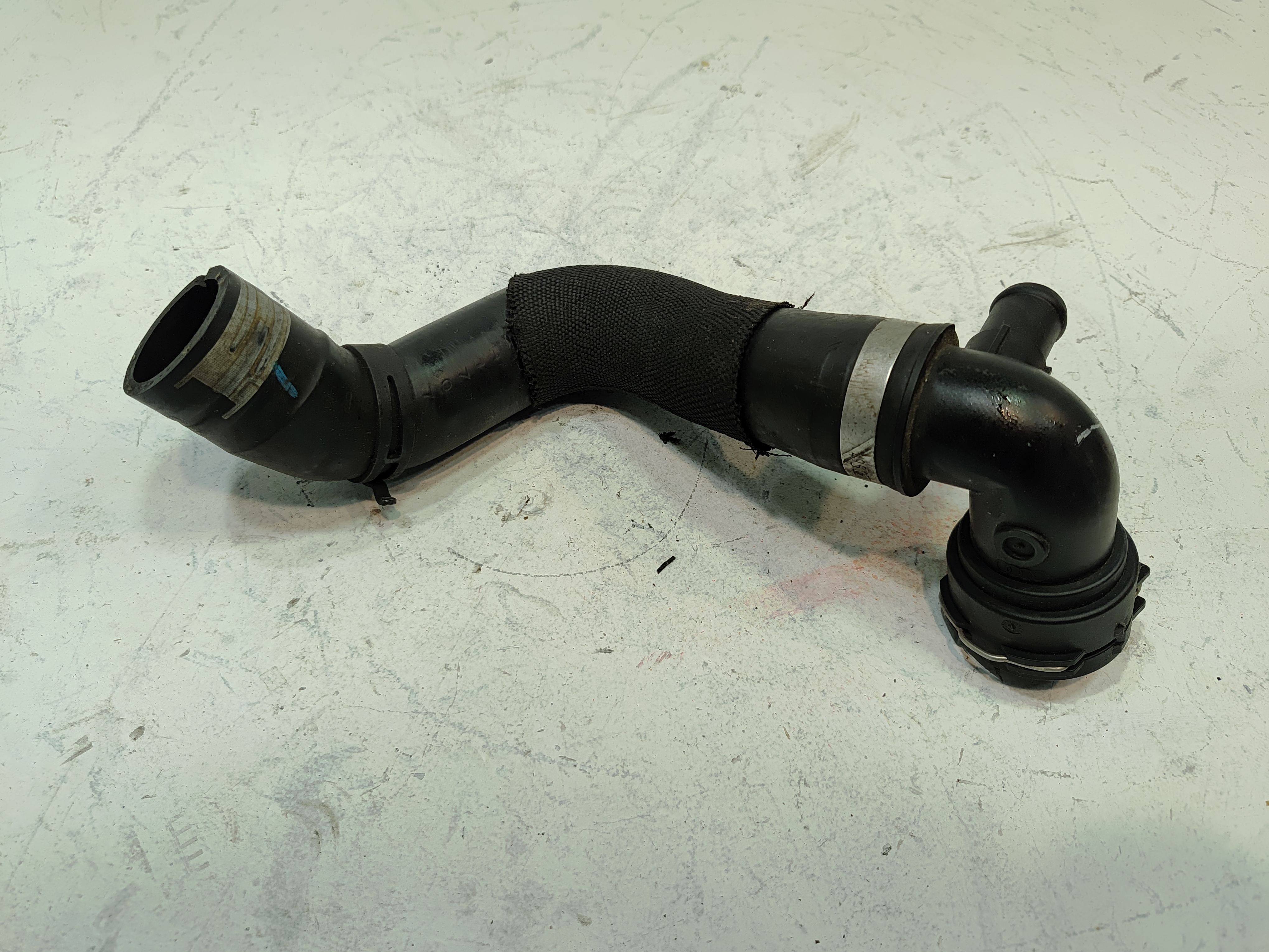 2018-2019 AUDI S5 SPORTBACK 3.0L UPPER RADIATOR COOLANT HOSE OEM