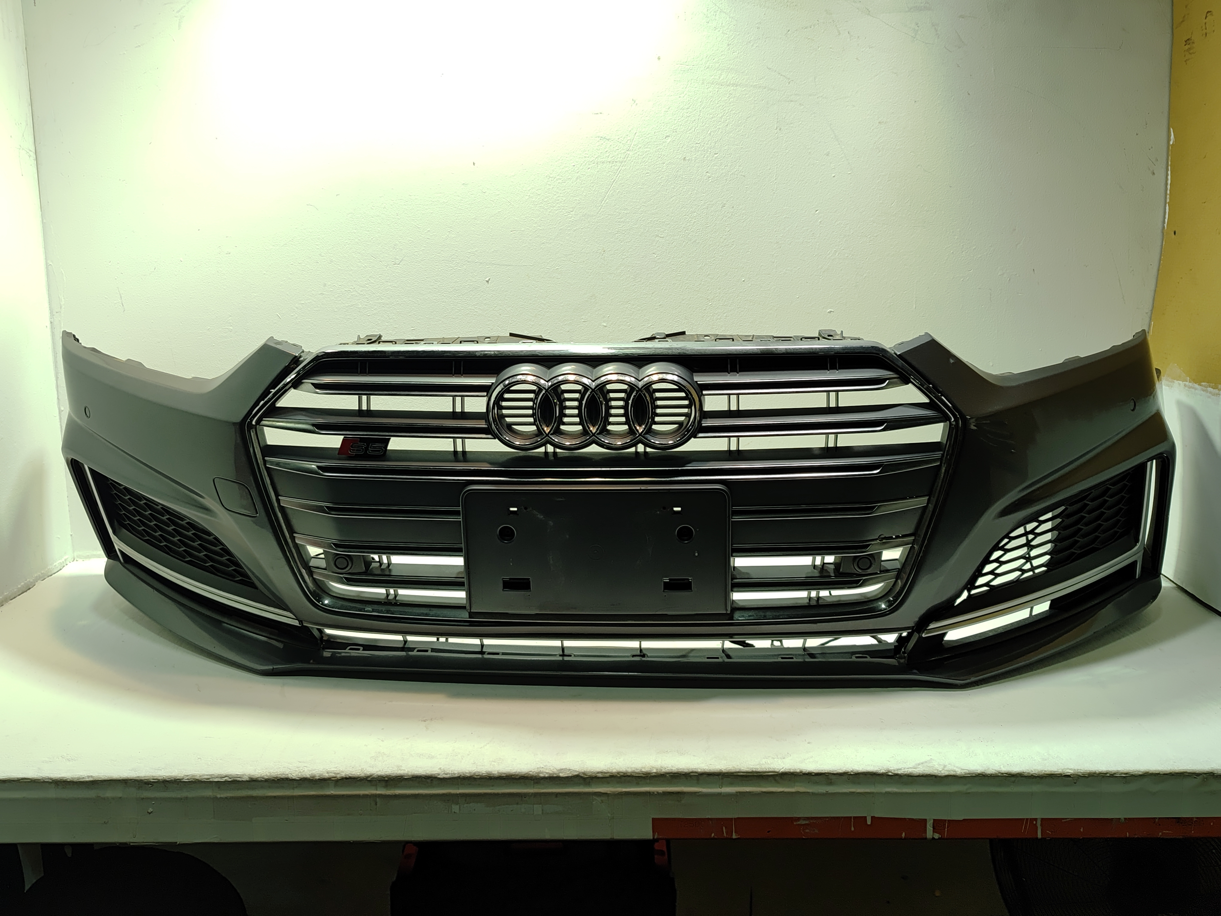 2018-2019 Audi S5 Sportback Front Bumper Assembly Gray *LZ7S* w/Park Sensor OEM