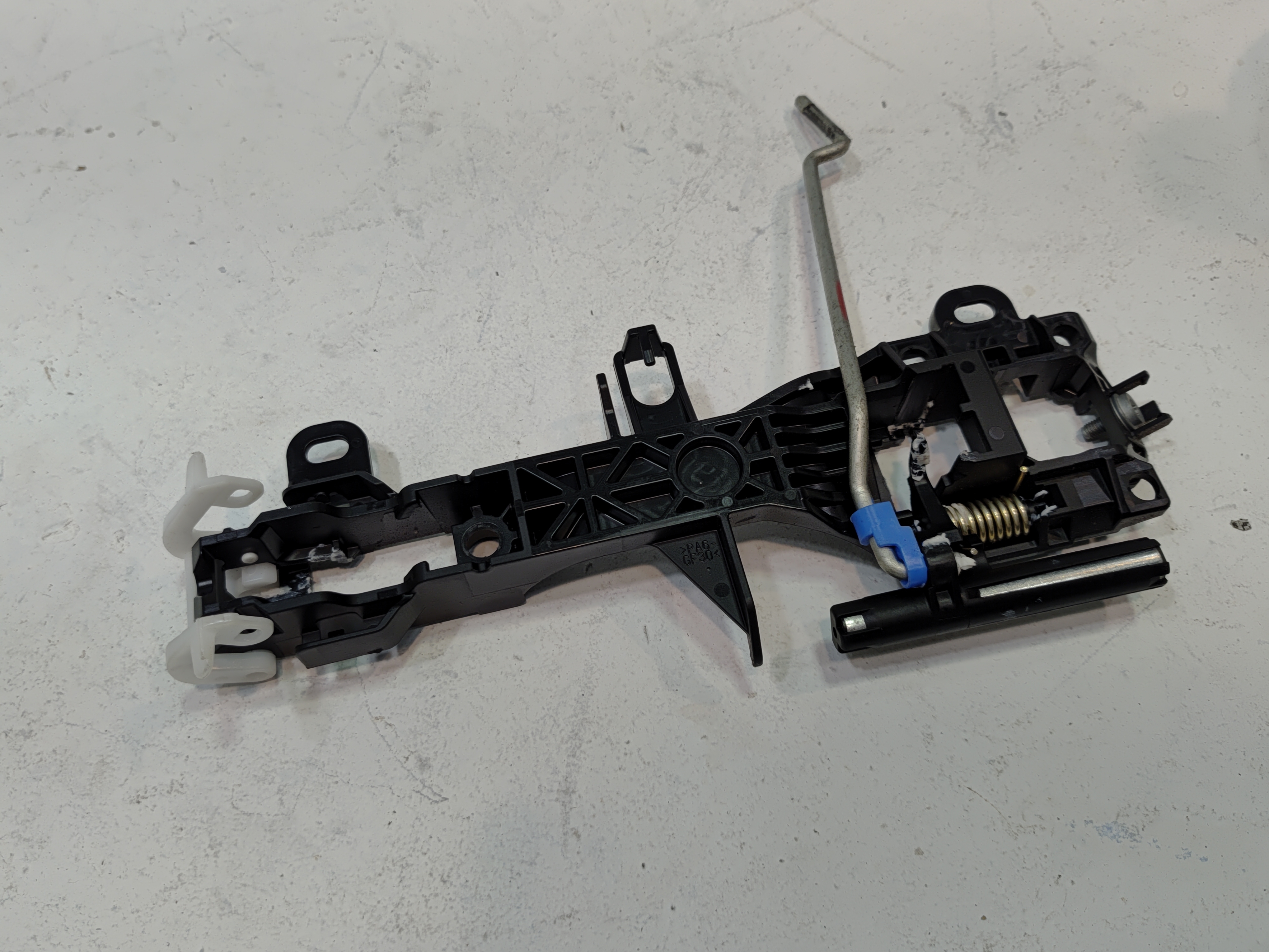 TOYOTA CAMRY FRONT DRIVER SIDE DOOR EXTERIOR HANDLE BASE BRACKET 2018-2025 OEM