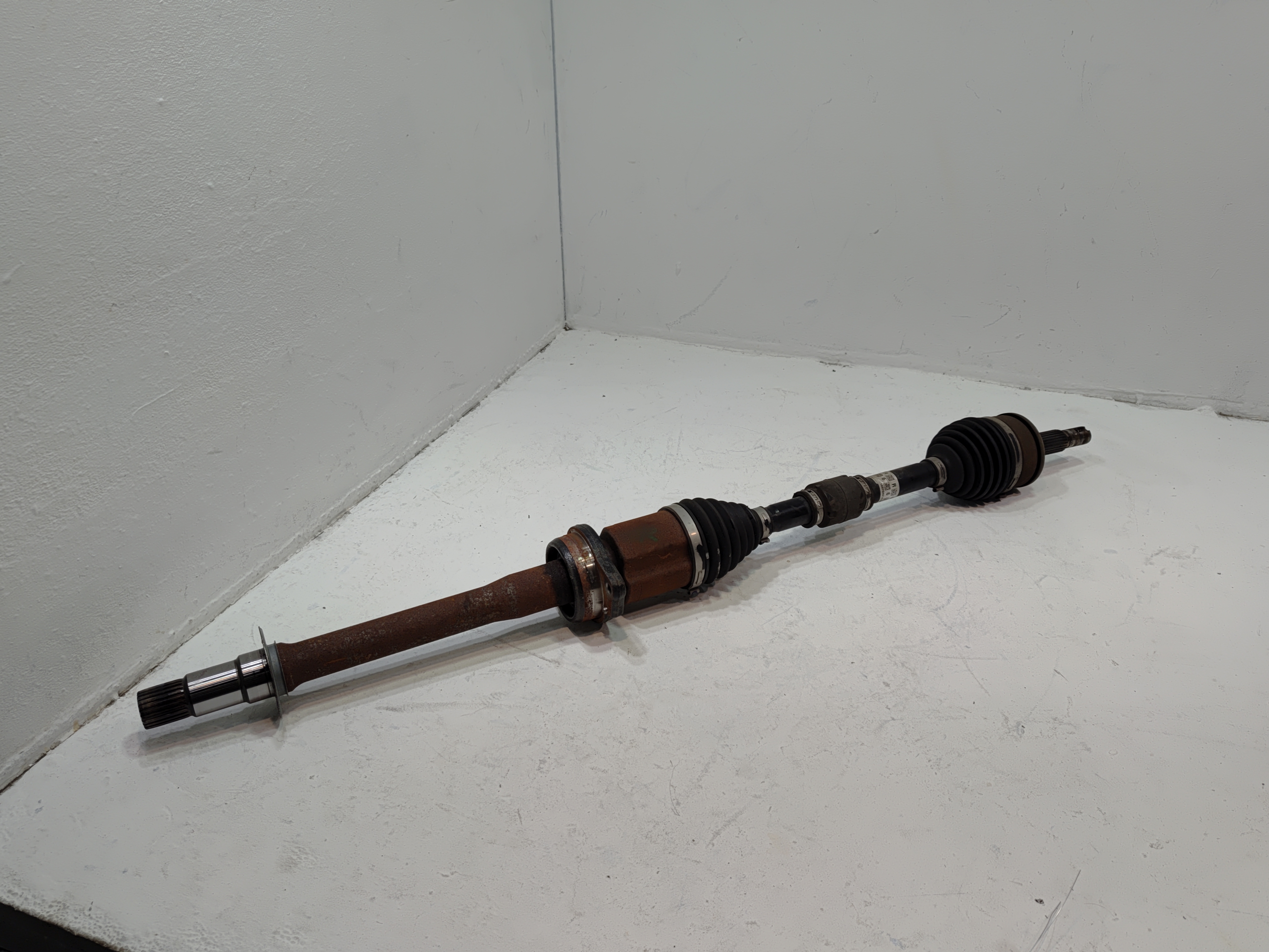 2018 - 2024 TOYOTA CAMRY 2.5L FWD FRONT PASSENGER SIDE AXLE SHAFT HALFSHAFT OEM