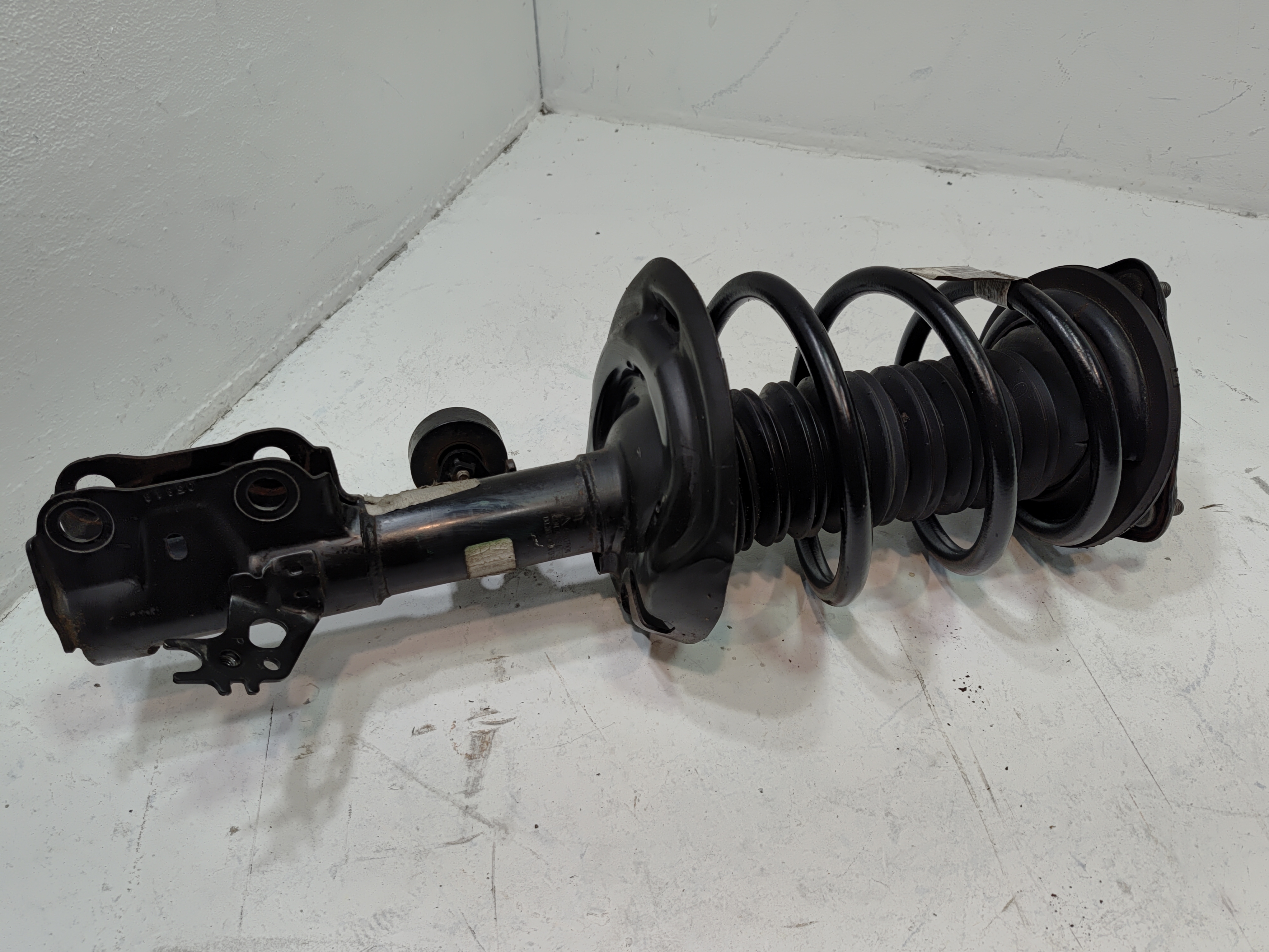 2018-2024 Toyota Camry Front Right Passenger Side Strut Shock Absorber OEM IA