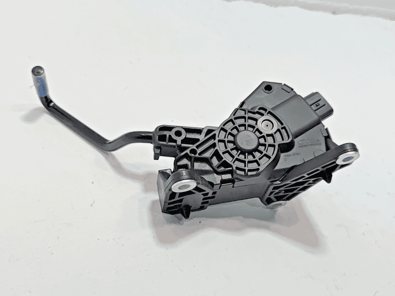 TOYOTA CAMRY Avalon RAV4 GAS PEDAL ACCELERATOR THROTTLE SENSOR 2018 - 2024 OEM