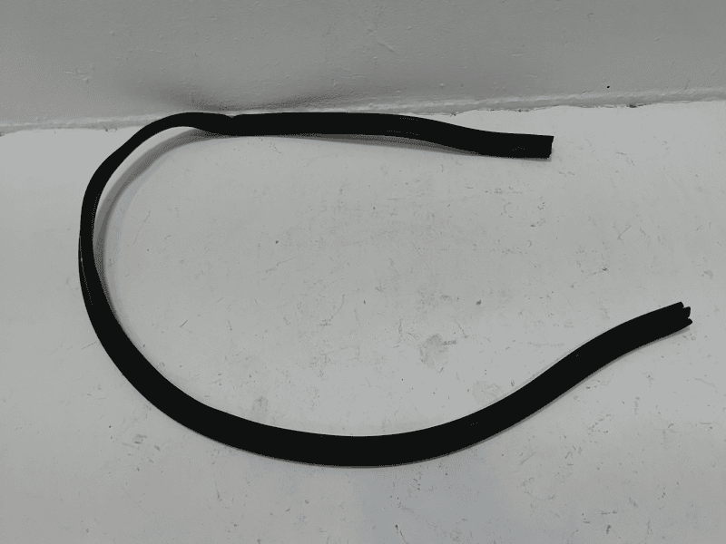 2017-2022 HONDA CR-V FRONT HOOD BONNET SEAL WEATHERSTRIP RUBBER OEM