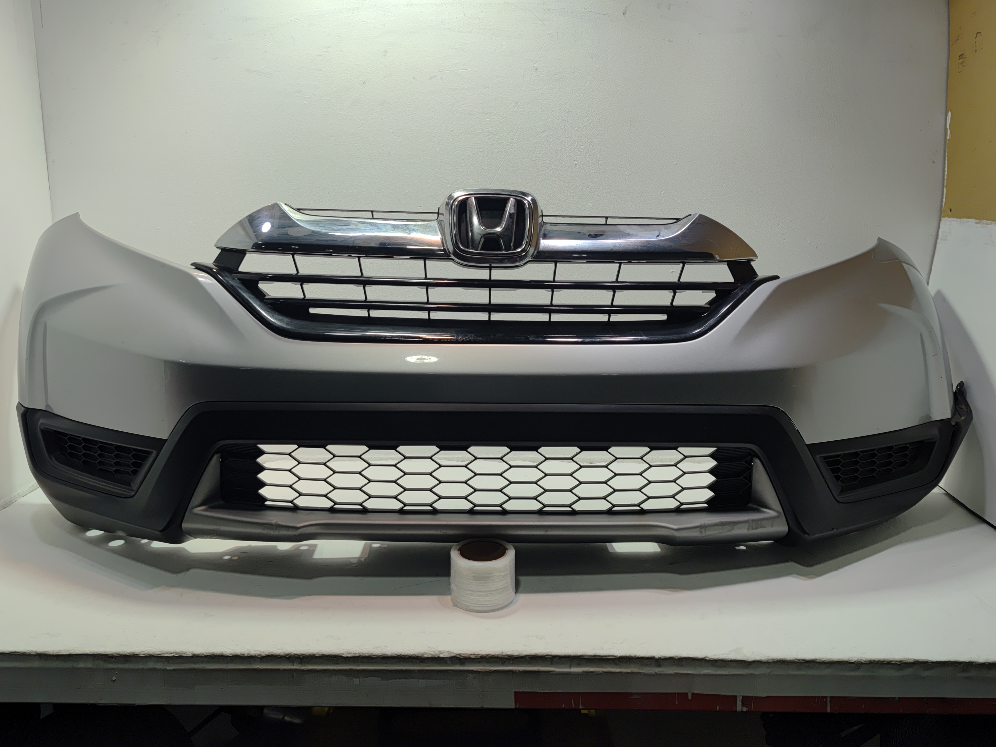 2017-2019 Honda CR-V Front Bumper Cover Silver *NH830M* OEM