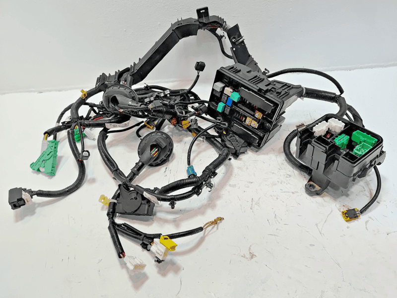2019 HONDA CR-V 2.4L AWD ENGINE WIRE WIRING HARNESS W/ FUSE BOX OEM