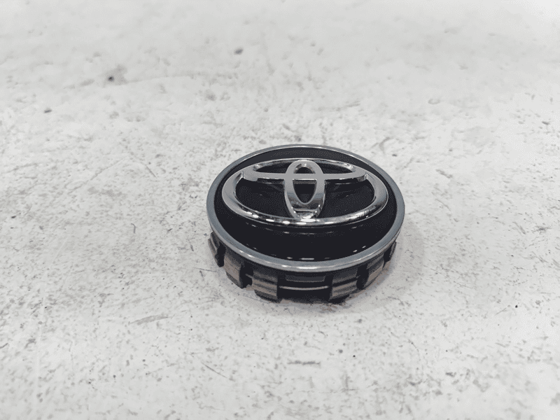 2015-2020 Toyota Camry Wheel Center Cap Cover OEM