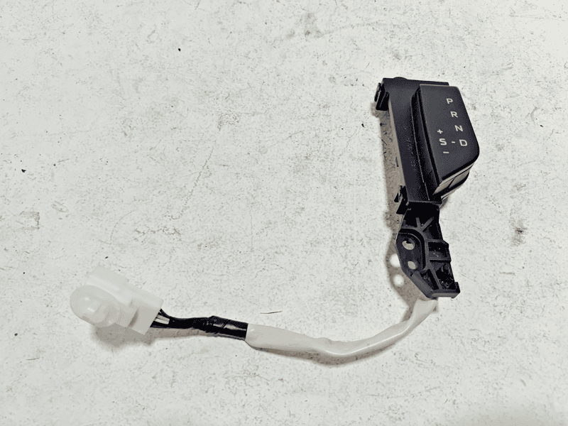TOYOTA CAMRY CENTER CONSOLE GEAR SHIFTER SHIFT POSITION INDICATOR OEM 2018-2024