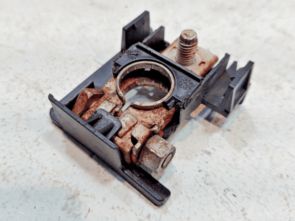 2018 - 2025  TOYOTA CAMRY Positive Term Holder Battery Terminal Cover OEM