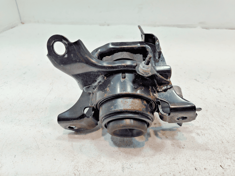 18-2024 Toyota Camry 2.5l Engine Motor Passenger Side Mount Bracket Support OEM