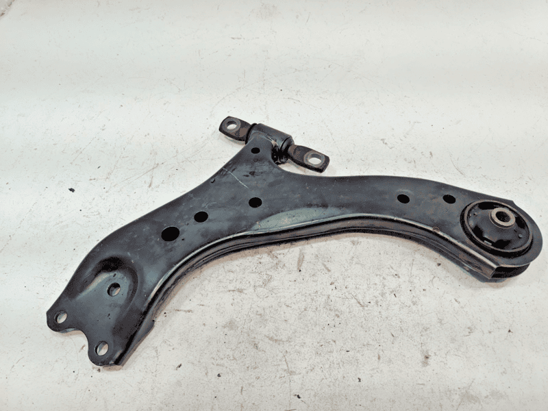 TOYOTA CAMRY 2018-2024 Avalon FRONT LEFT DRIVER SIDE LOWER CONTROL ARM OEM