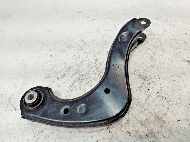 TOYOTA CAMRY 2018-2024 Avalon FRONT PASSENGER SIDE LOWER CONTROL ARM OEM