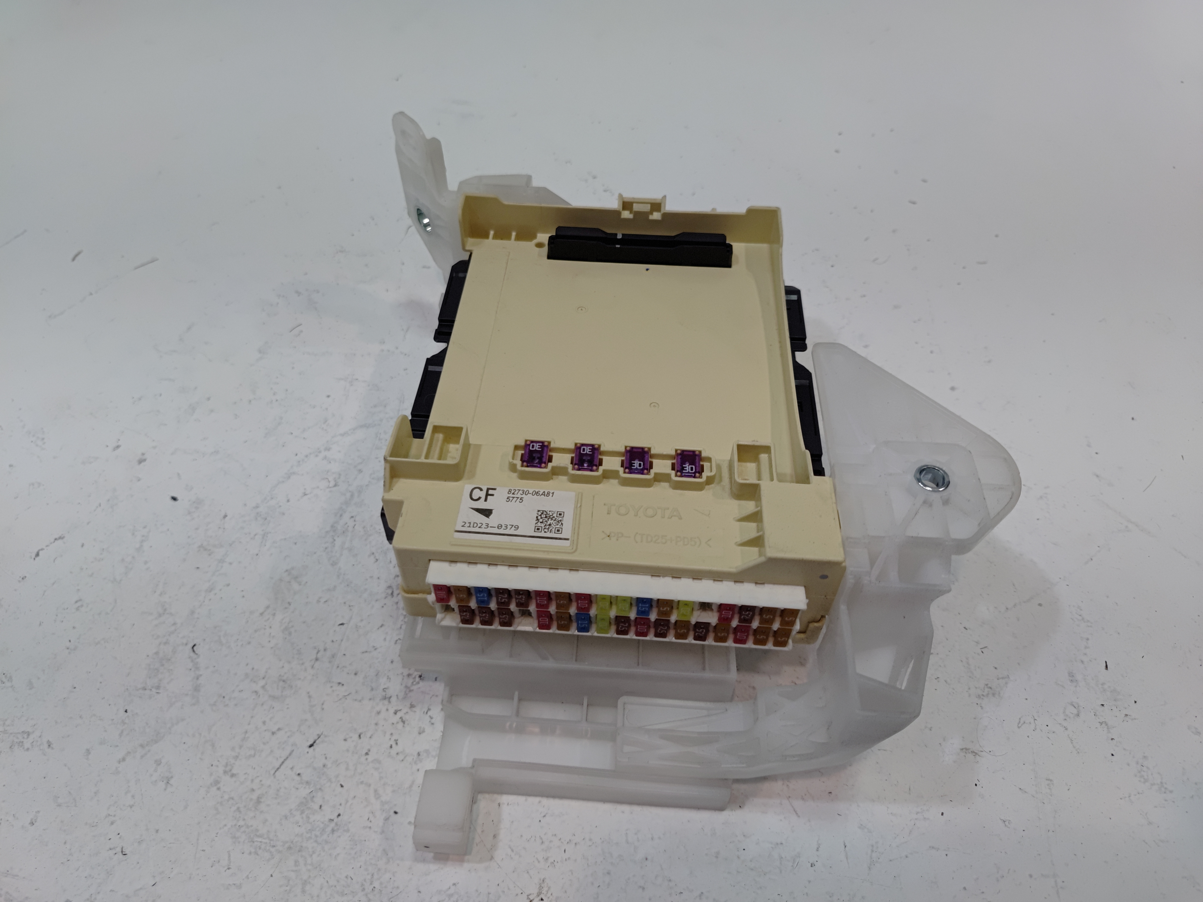 2018-2024 TOYOTA CAMRY MULTIPLEX FUSE RELAY JUNCTION BLOCK MODULE OEM