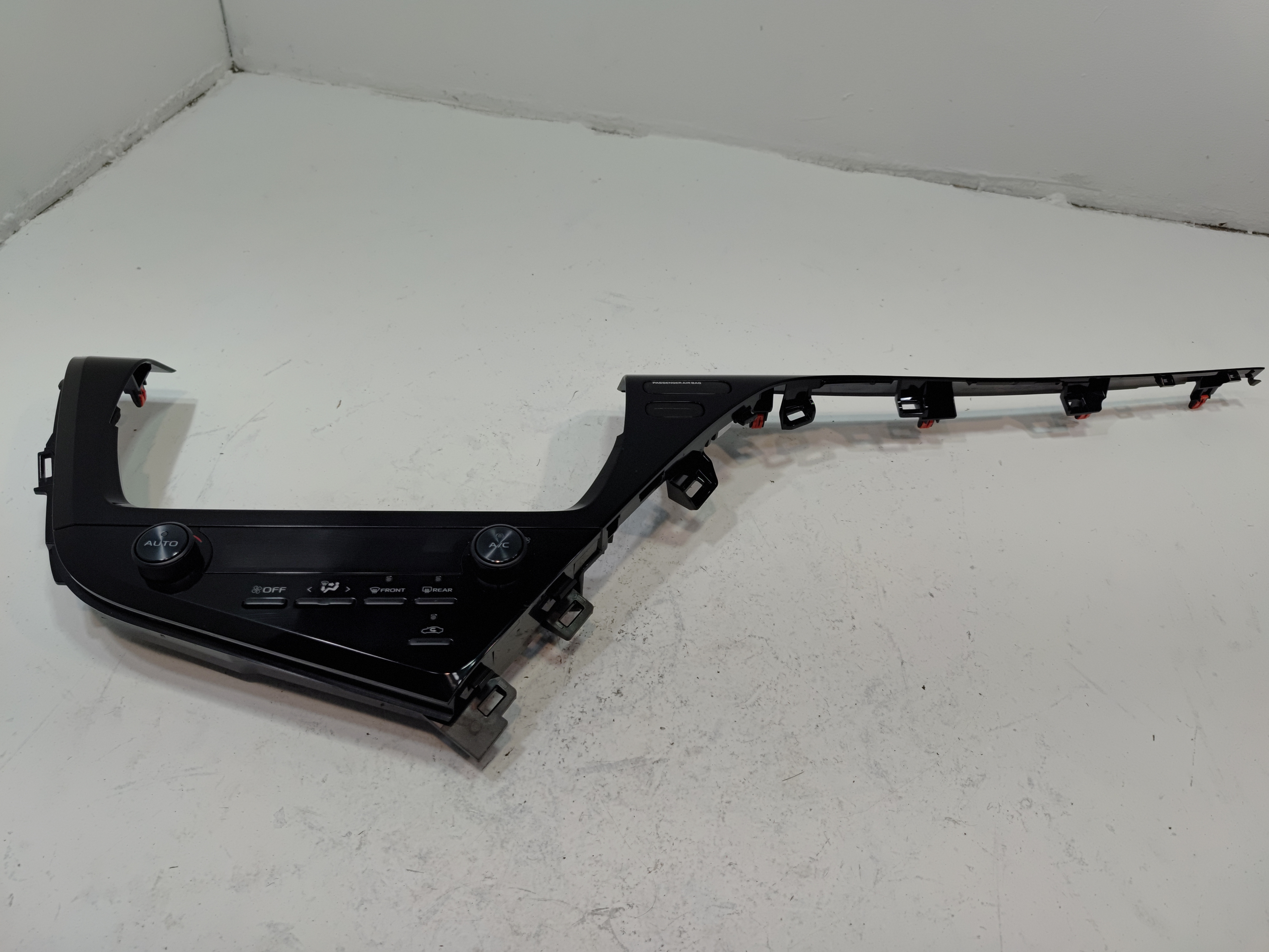 21-24 TOYOTA CAMRY HVAC AC CLIMATE TEMPERATURE CONTROL UNIT W/CLUSTER BEZEL OEM
