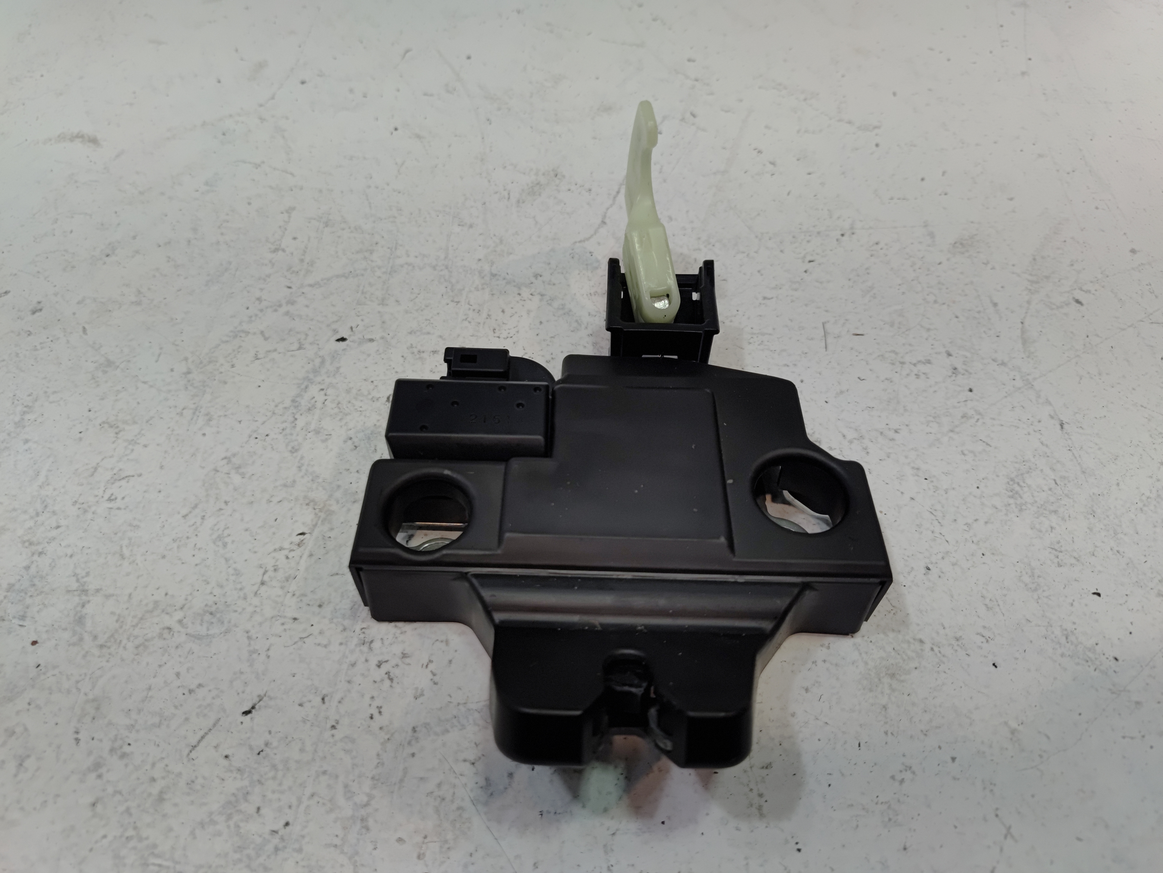 2018-2024 TOYOTA CAMRY REAR TRUNK DECK LID LATCH LOCK ACTUATOR MOTOR OEM