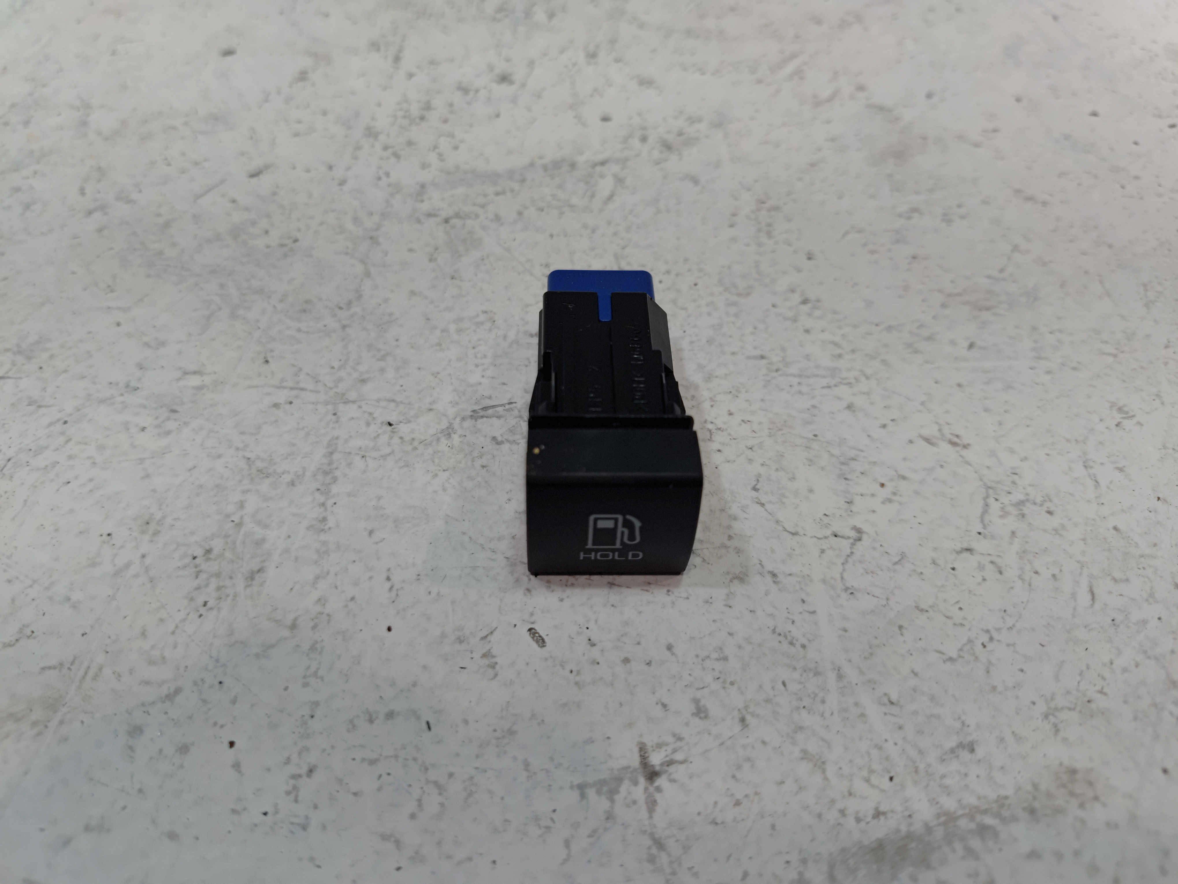 19-24 TOYOTA CAMRY DASH DRIVER SIDE FUEL TANK DOOR OPEN SWITCH PUSH BUTTON OEM