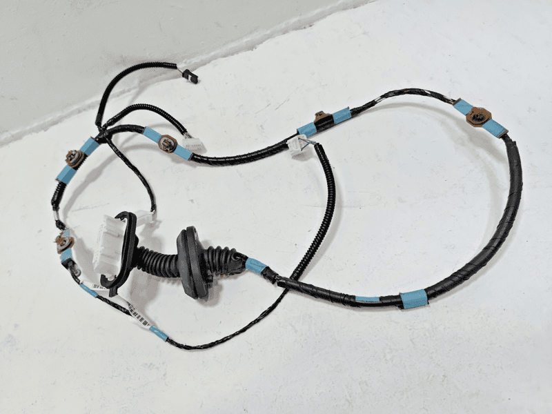 TOYOTA CAMRY REAR RIGHT PASSENGER SIDE DOOR WIRE WIRING HARNESS 2019 - 2024 OEM