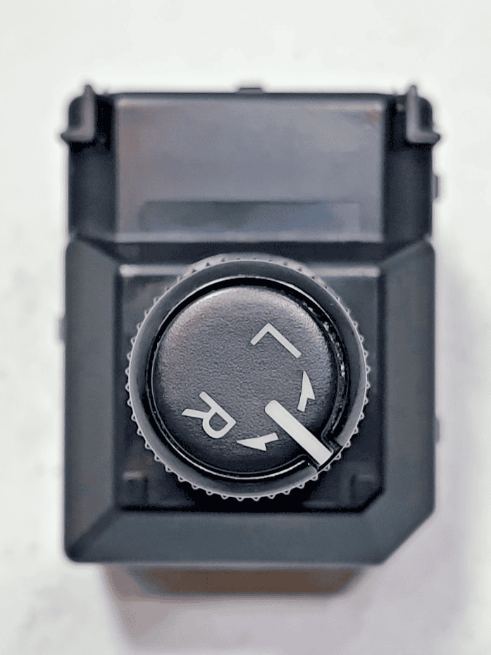 18-20 TOYOTA CAMRY XSE XLE FRONT LEFT SIDE DOOR OUTER MIRROR CONTROL SWITCH OEM