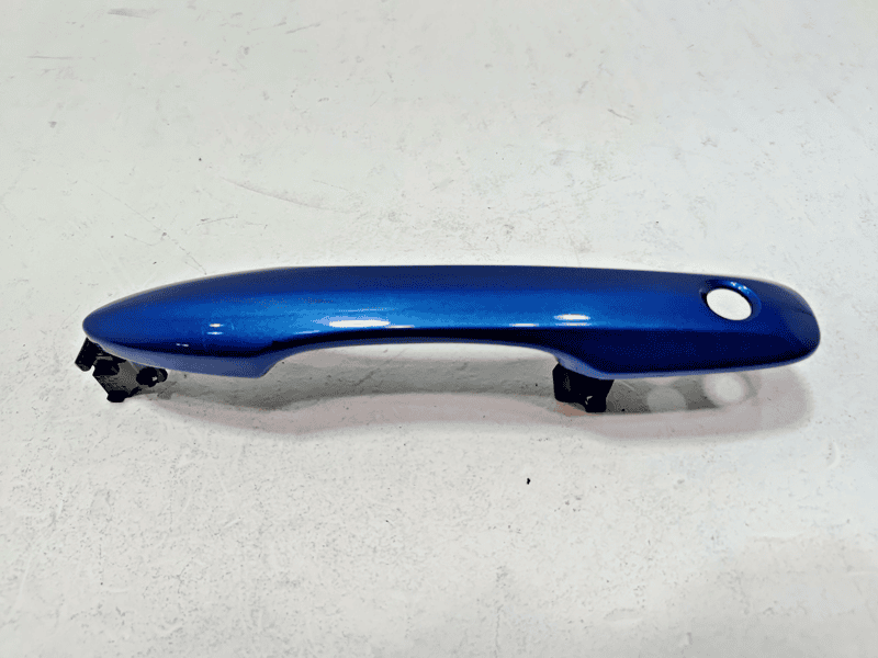 TOYOTA CAMRY 2018-2021 FRONT LEFT DRIVER SIDE EXTERIOR DOOR HANDLE OEM = 8T7 =