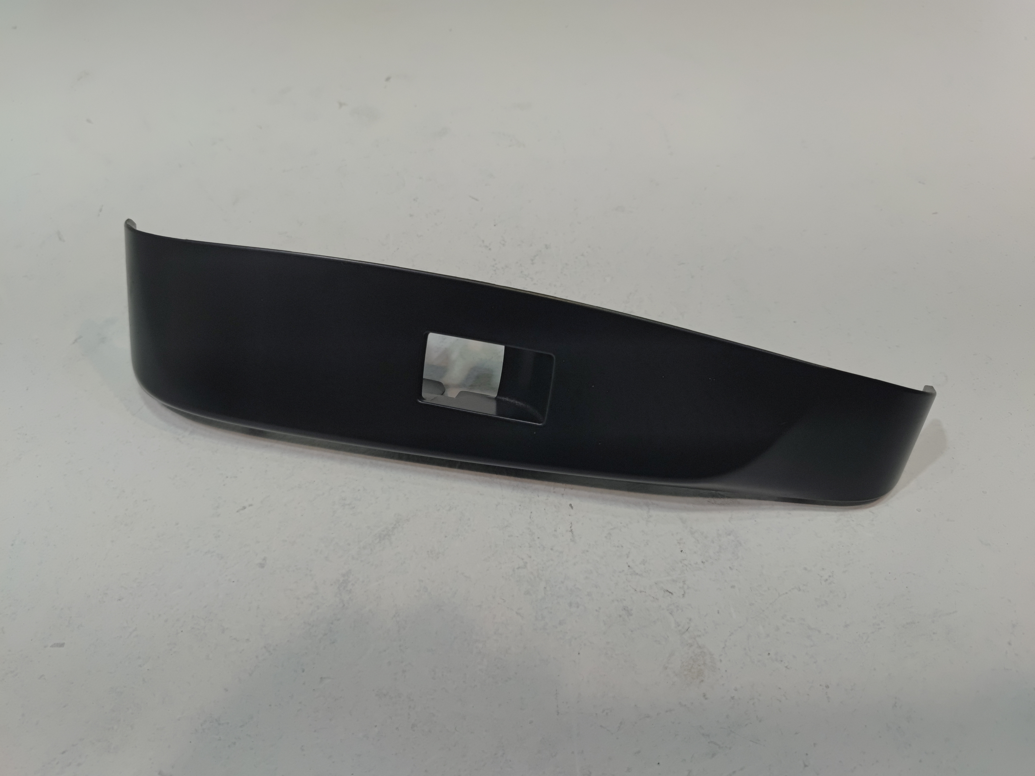 2018-2020 TOYOTA CAMRY REAR LEFT DRIVER SIDE DOOR WINDOW SWITCH TRIM COVER OEM