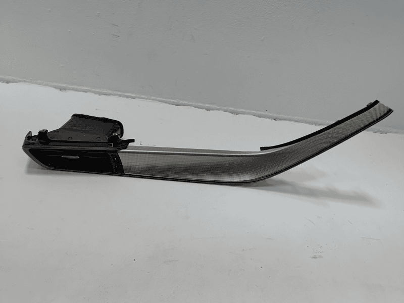 19-20 TOYOTA CAMRY SE DASH DASHBOARD PASSENGER SIDE BEZEL MOLDING & AIR VENT OEM