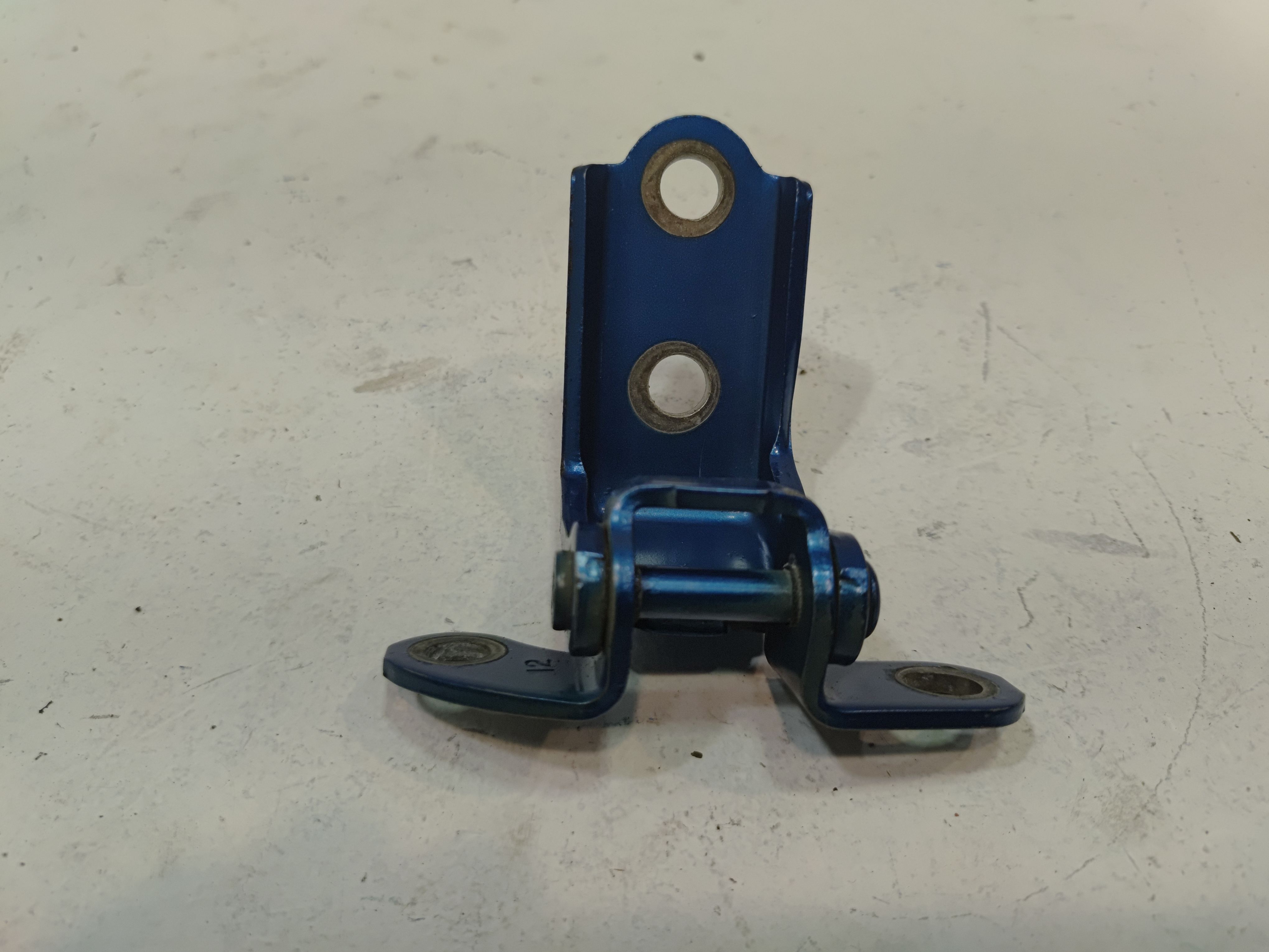 2018-2025 TOYOTA CAMRY REAR LEFT DRIVER SIDE LOWER DOOR HINGE OEM