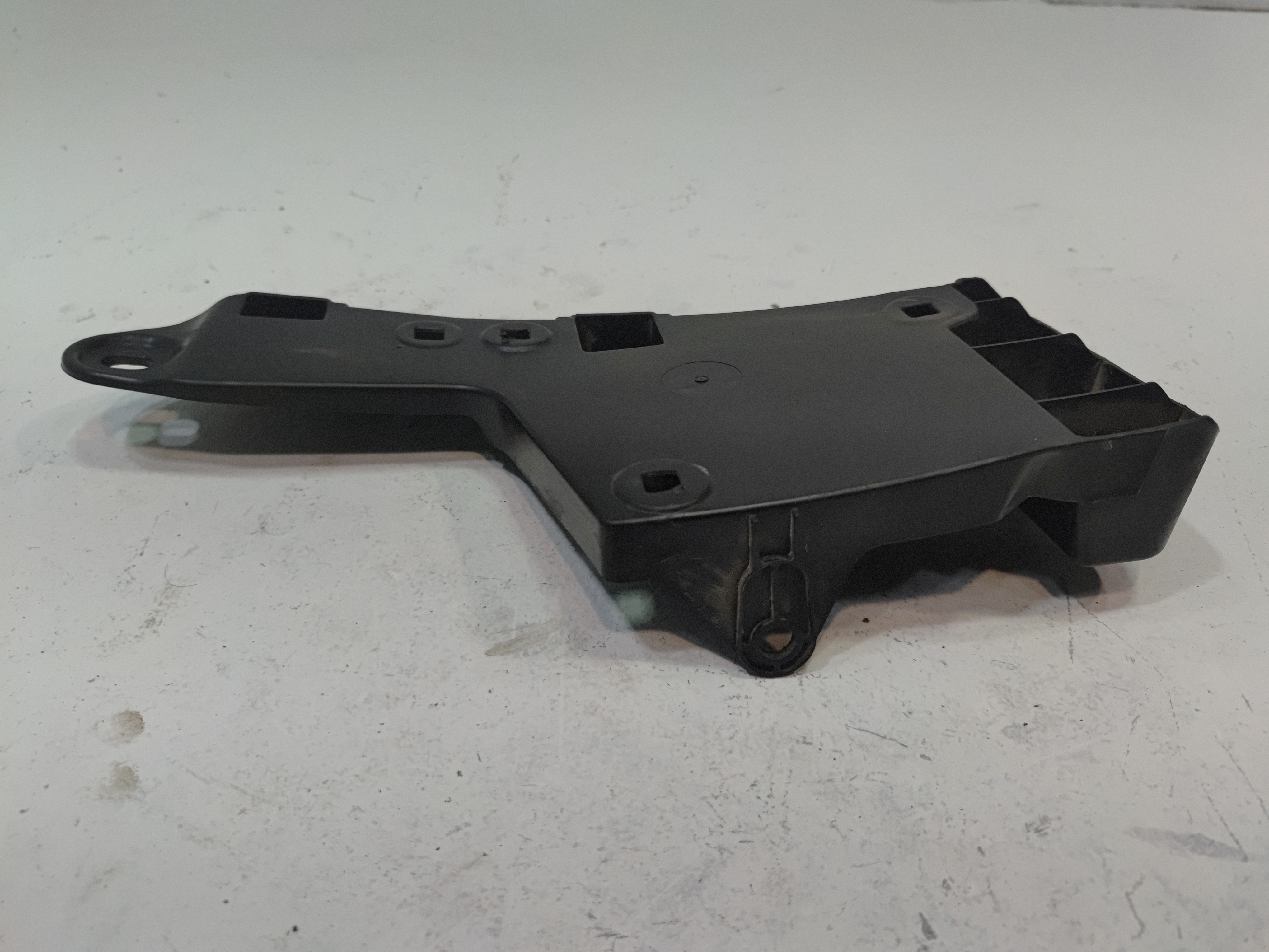 2018-2024 TOYOTA CAMRY REAR LEFT DRIVER SIDE BUMPER MOUNT SUPPORT BRACKET OEM