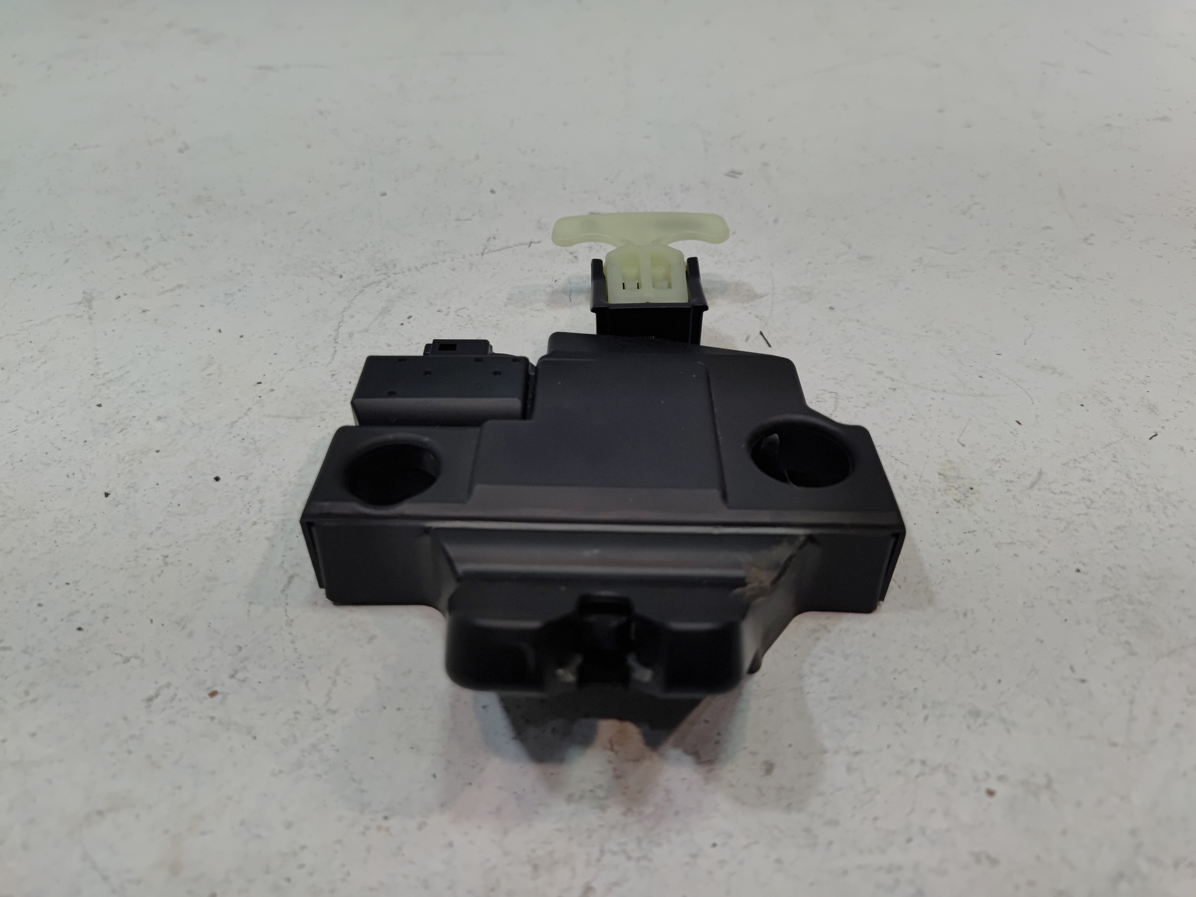 2018-2024 TOYOTA CAMRY Avalon REAR TRUNK DECK LID LATCH LOCK ACTUATOR MOTOR OEM