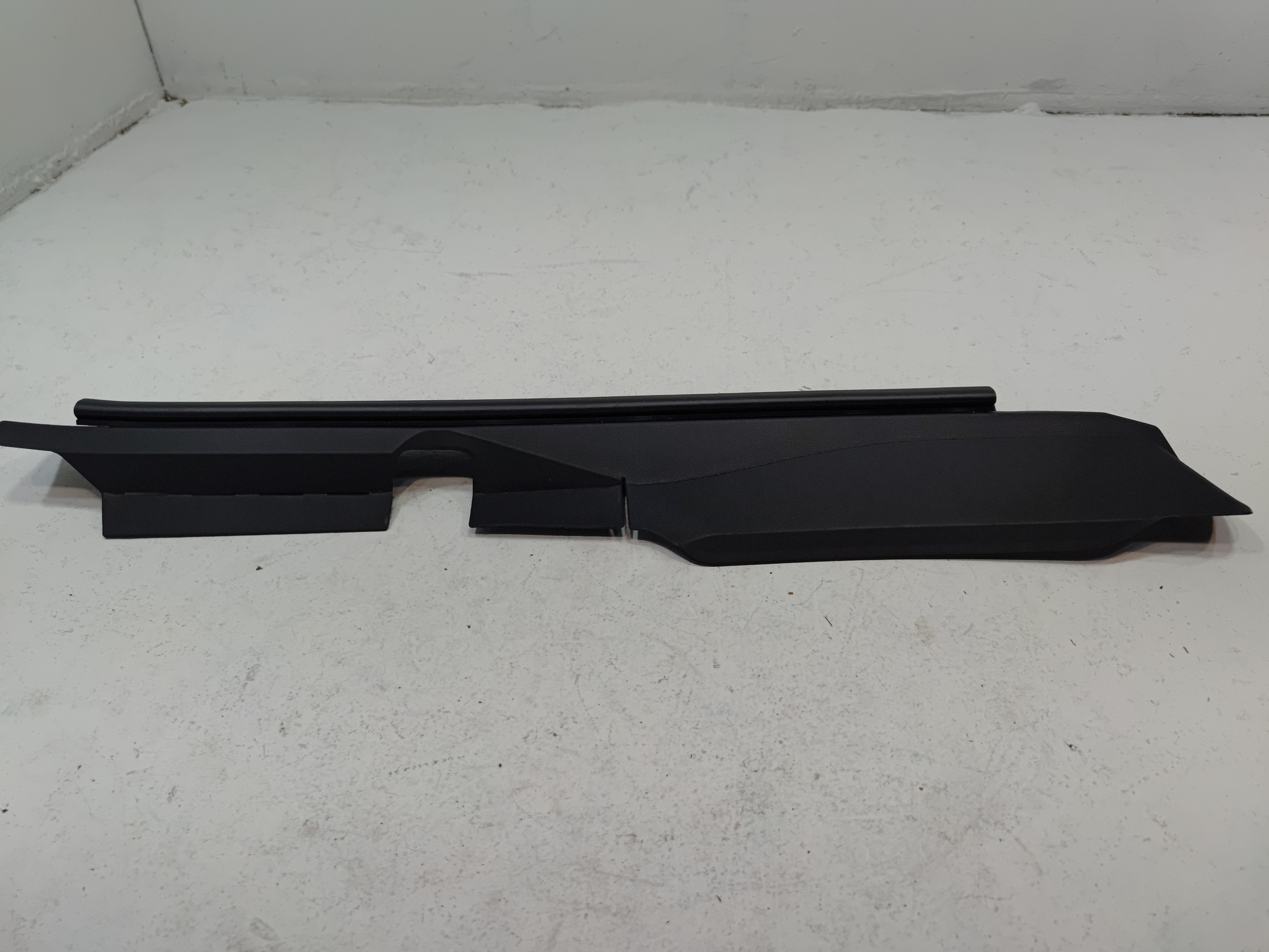 TOYOTA CAMRY FRONT LEFT DRIVER FENDER PROTECTOR LEDGE COVER PANEL 2018-2024 OEM